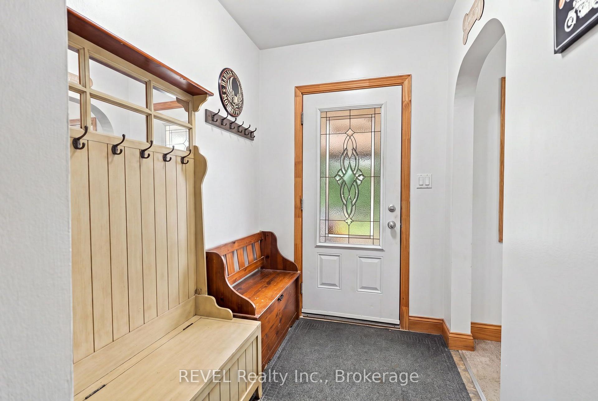 Photo 4 of 5699 Montrose Road, Niagara Falls, Ascot — HOMEH