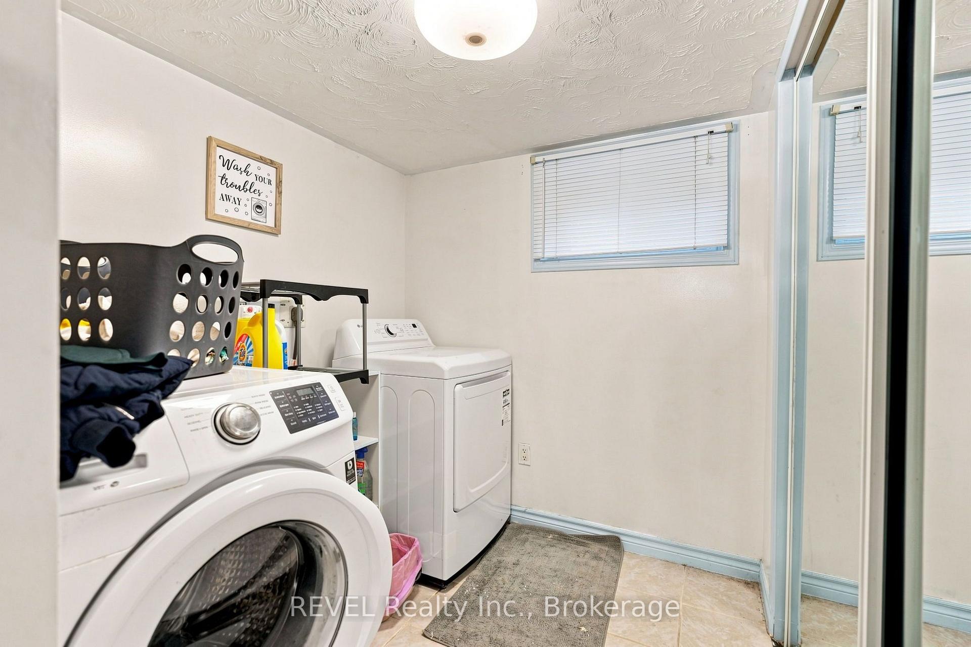 Photo 18 of 5699 Montrose Road, Niagara Falls, Ascot — HOMEH