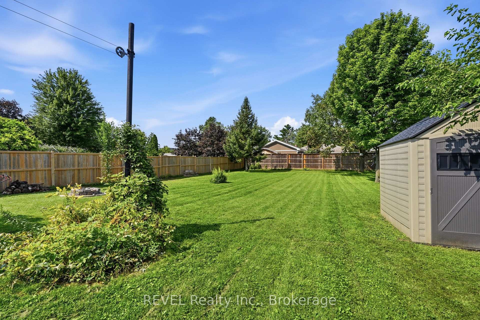Photo 27 of 5699 Montrose Road, Niagara Falls, Ascot — HOMEH