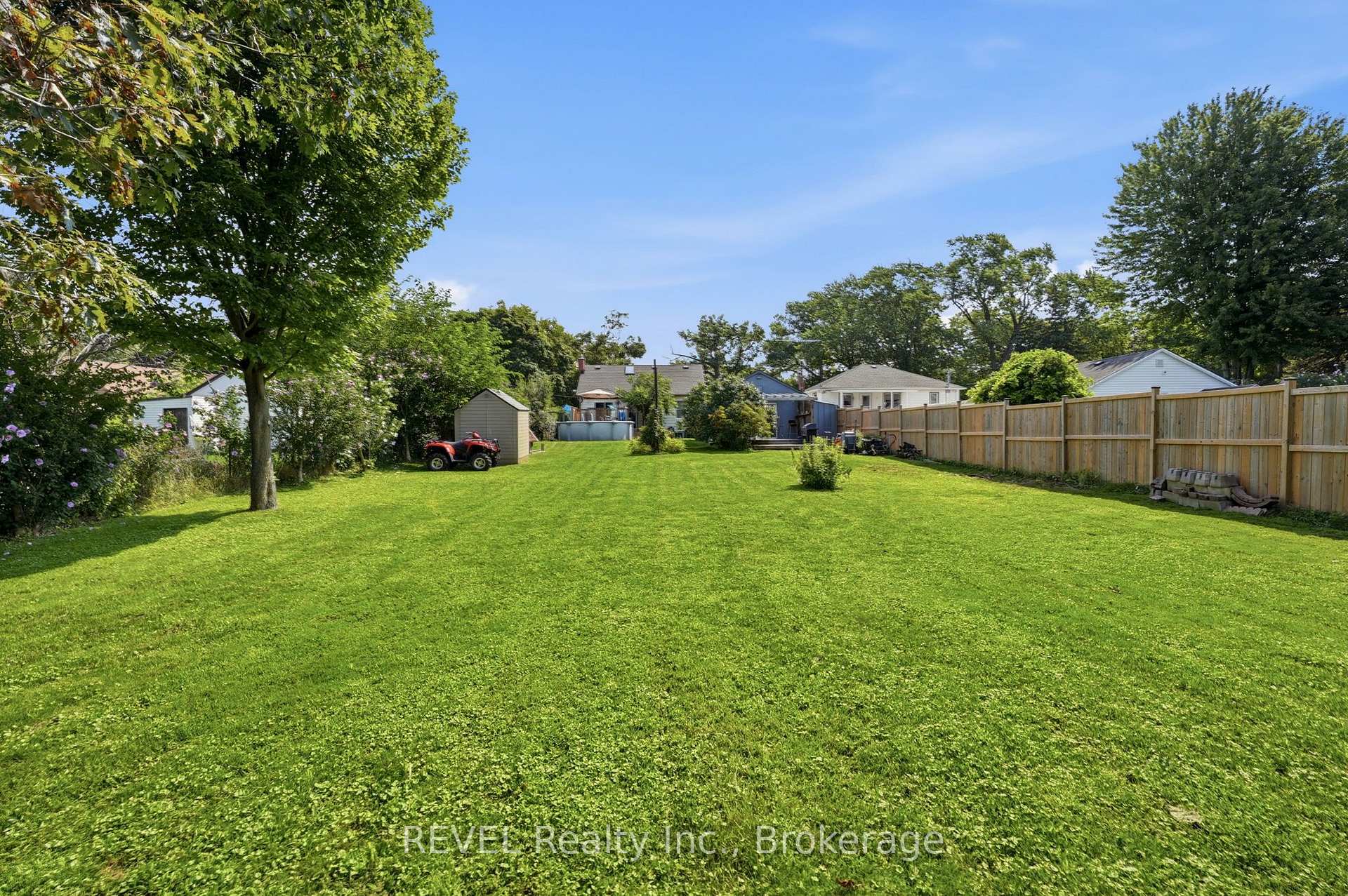 Photo 29 of 5699 Montrose Road, Niagara Falls, Ascot — HOMEH