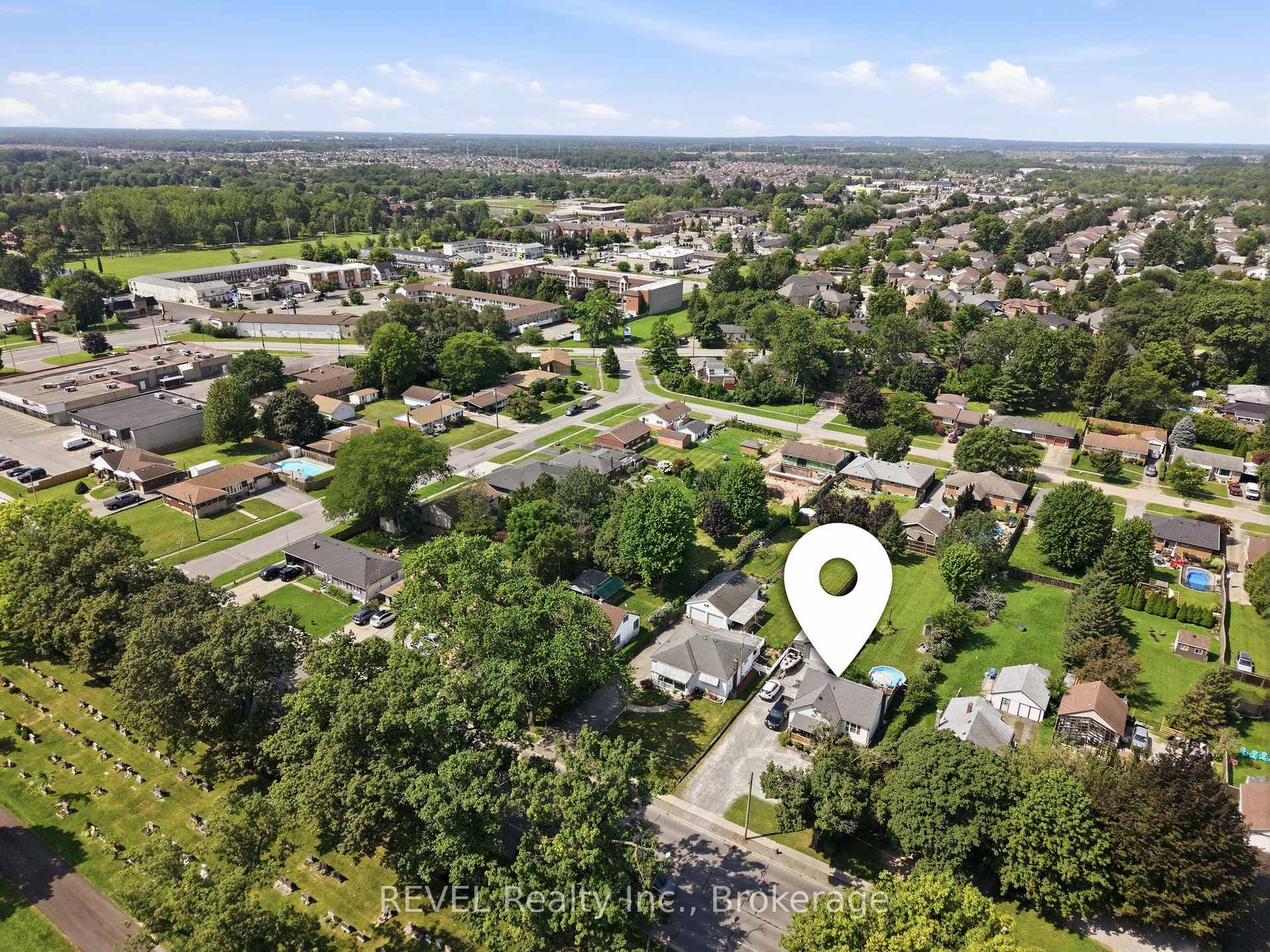 Photo 34 of 5699 Montrose Road, Niagara Falls, Ascot — HOMEH