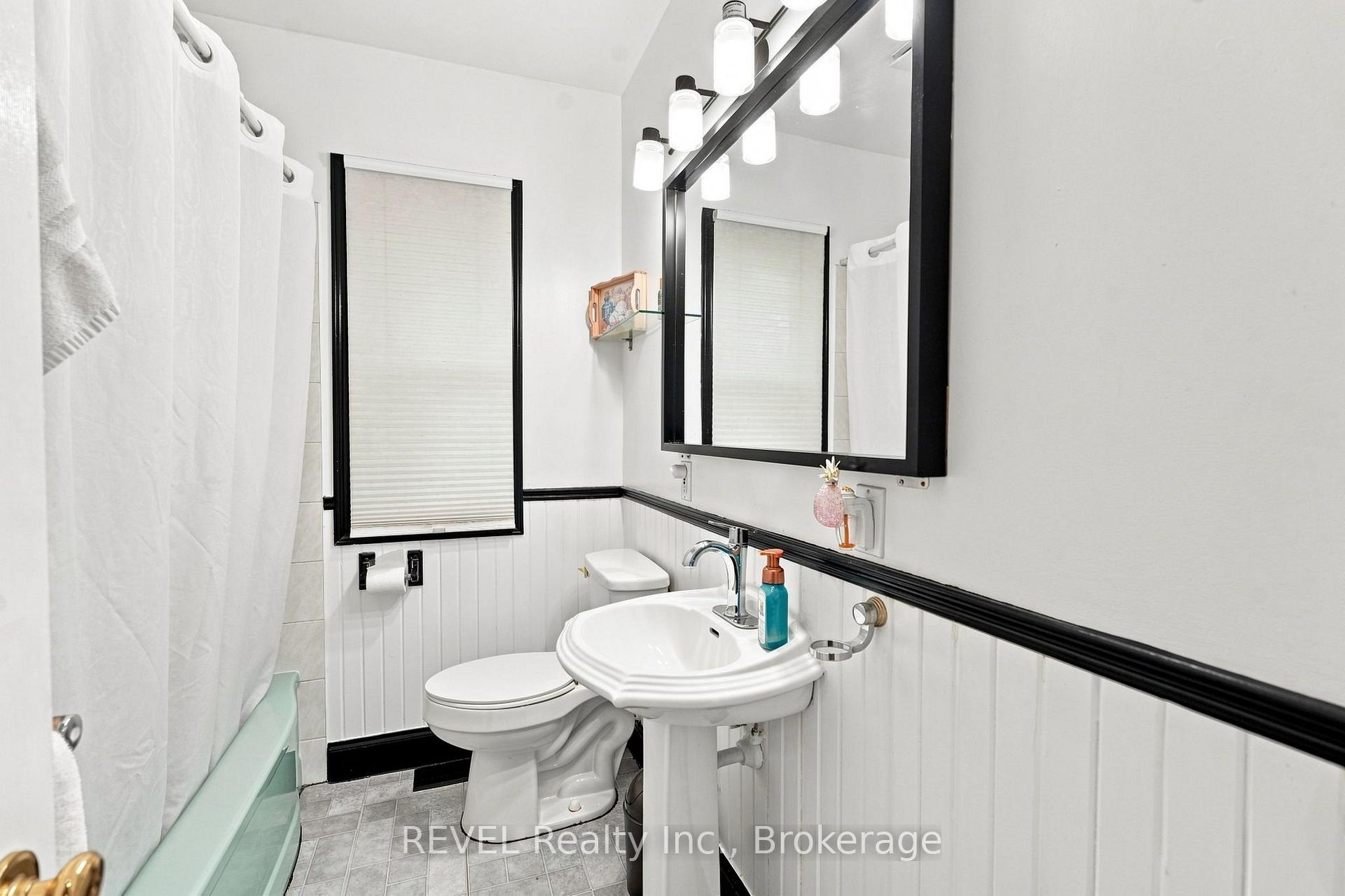 Photo 14 of 5699 Montrose Road, Niagara Falls, Ascot — HOMEH