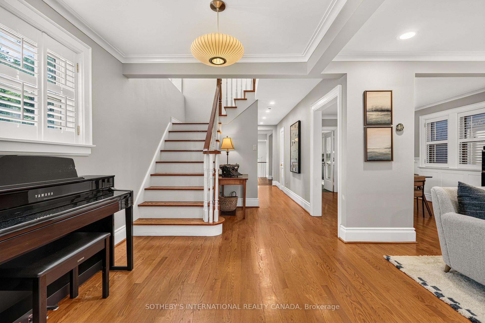 Photo 3 of 2 Randolph Road, Toronto, Leaside — HOMEH