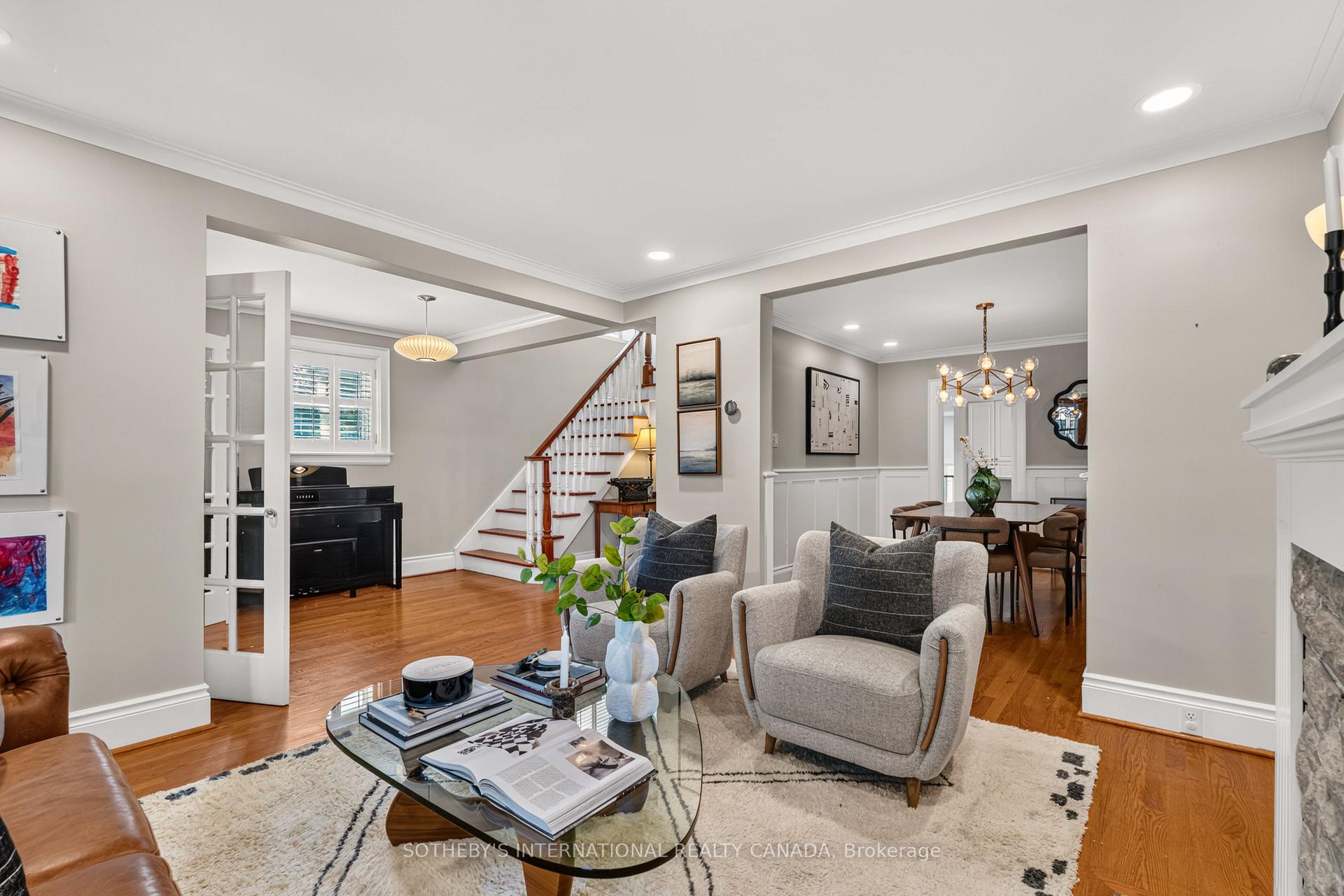 Photo 5 of 2 Randolph Road, Toronto, Leaside — HOMEH