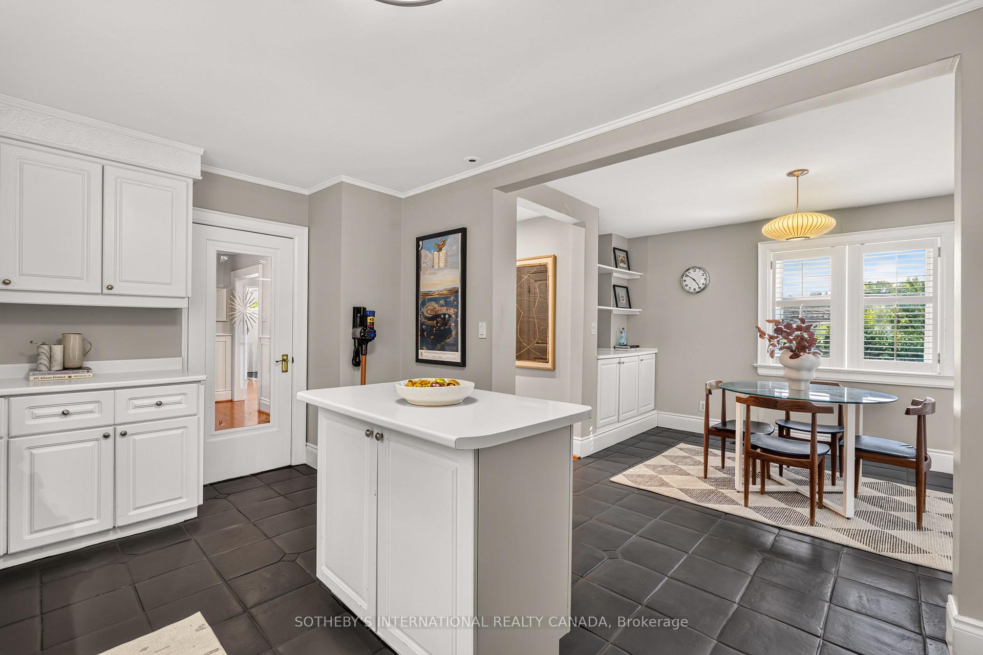 Photo 9 of 2 Randolph Road, Toronto, Leaside — HOMEH