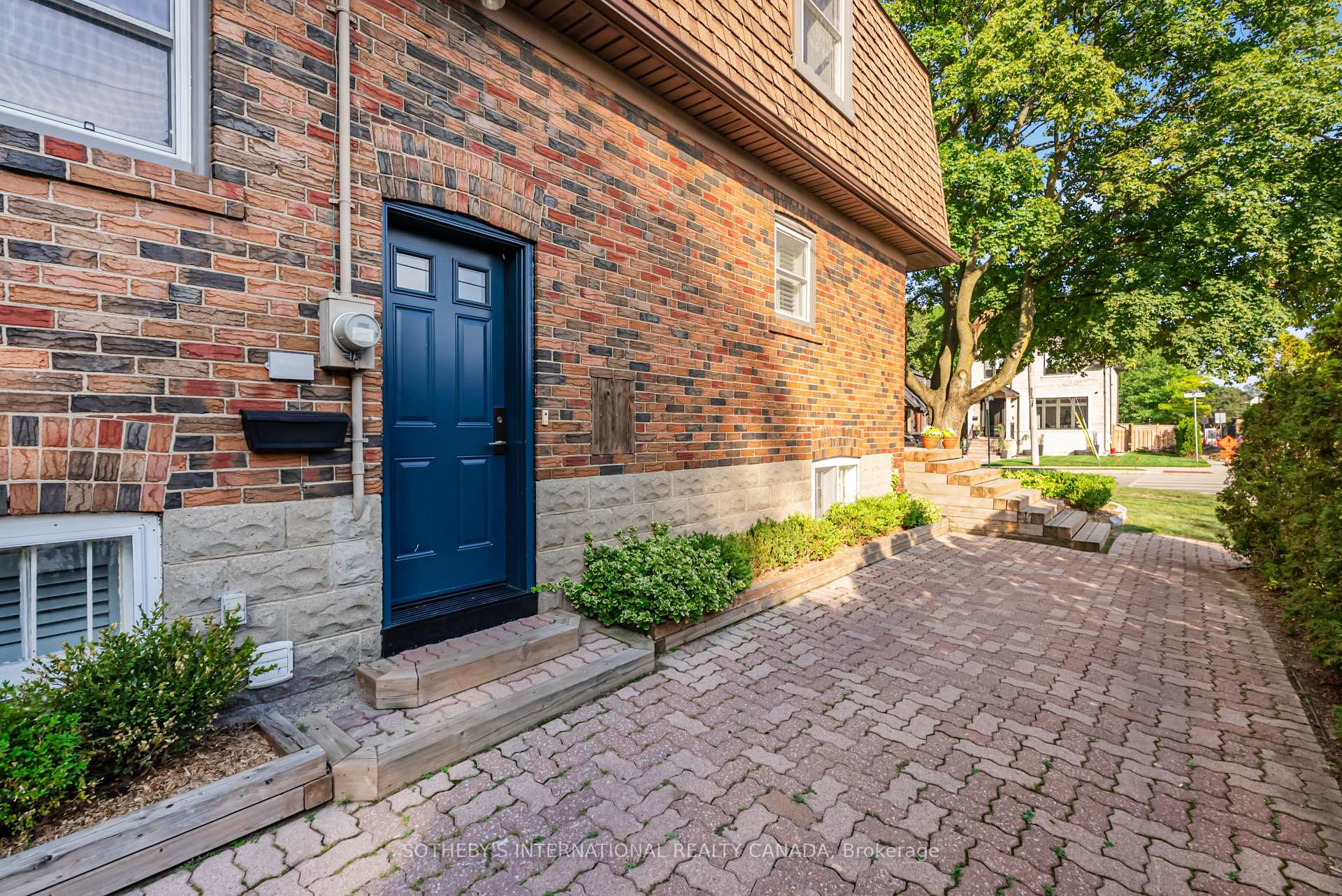 Photo 23 of 2 Randolph Road, Toronto, Leaside — HOMEH