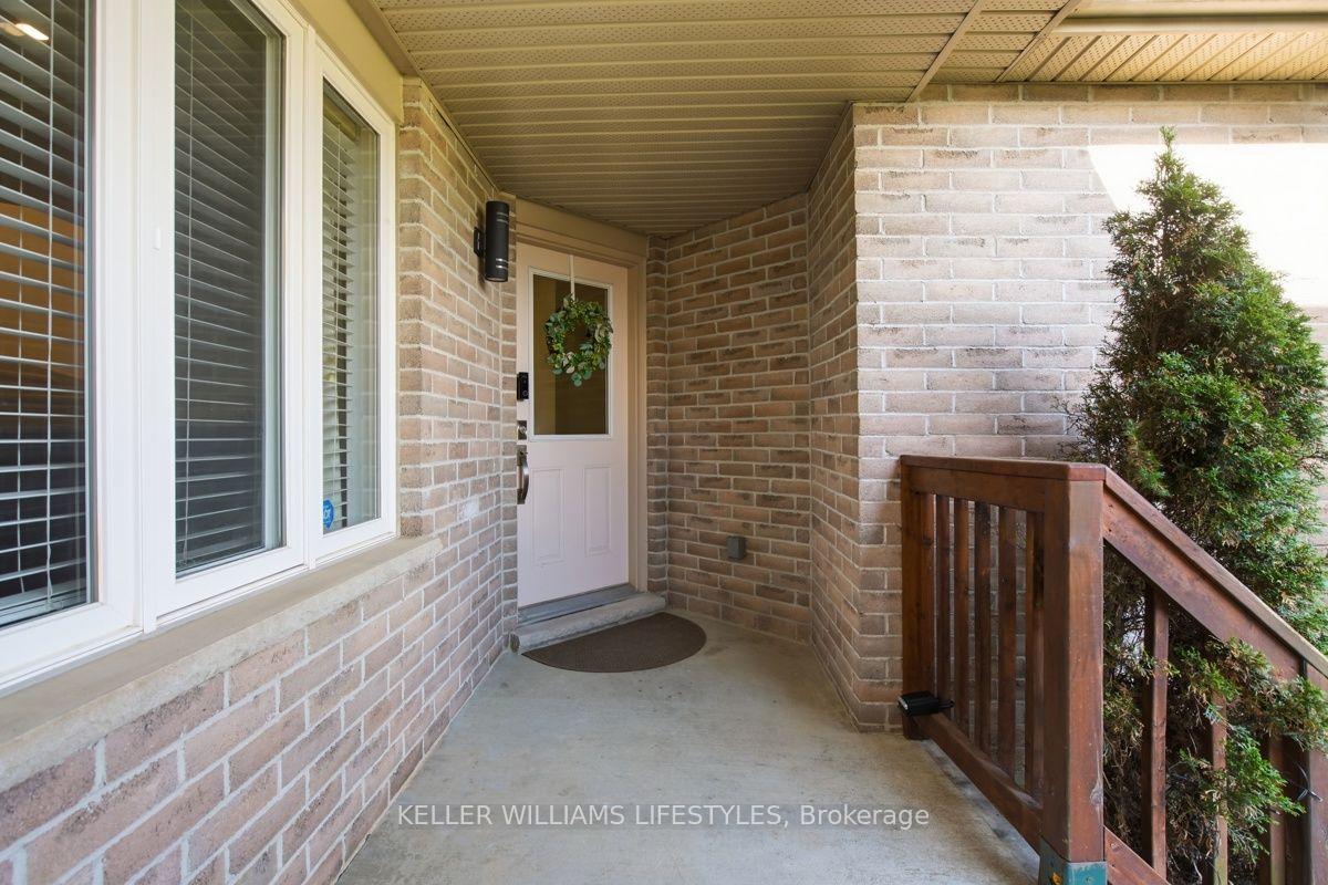 Photo 4 of 1135 Kimball Crescent, London, North E — HOMEH
