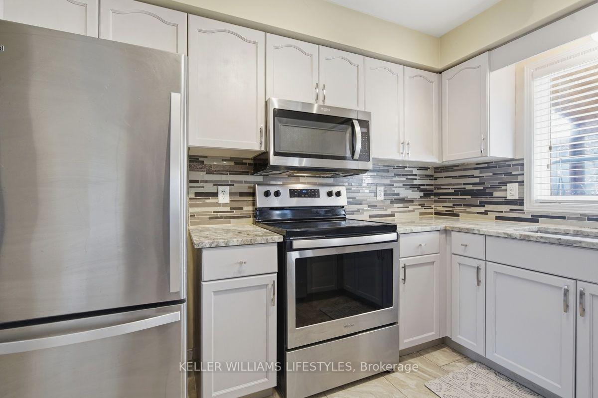 Photo 13 of 1135 Kimball Crescent, London, North E — HOMEH