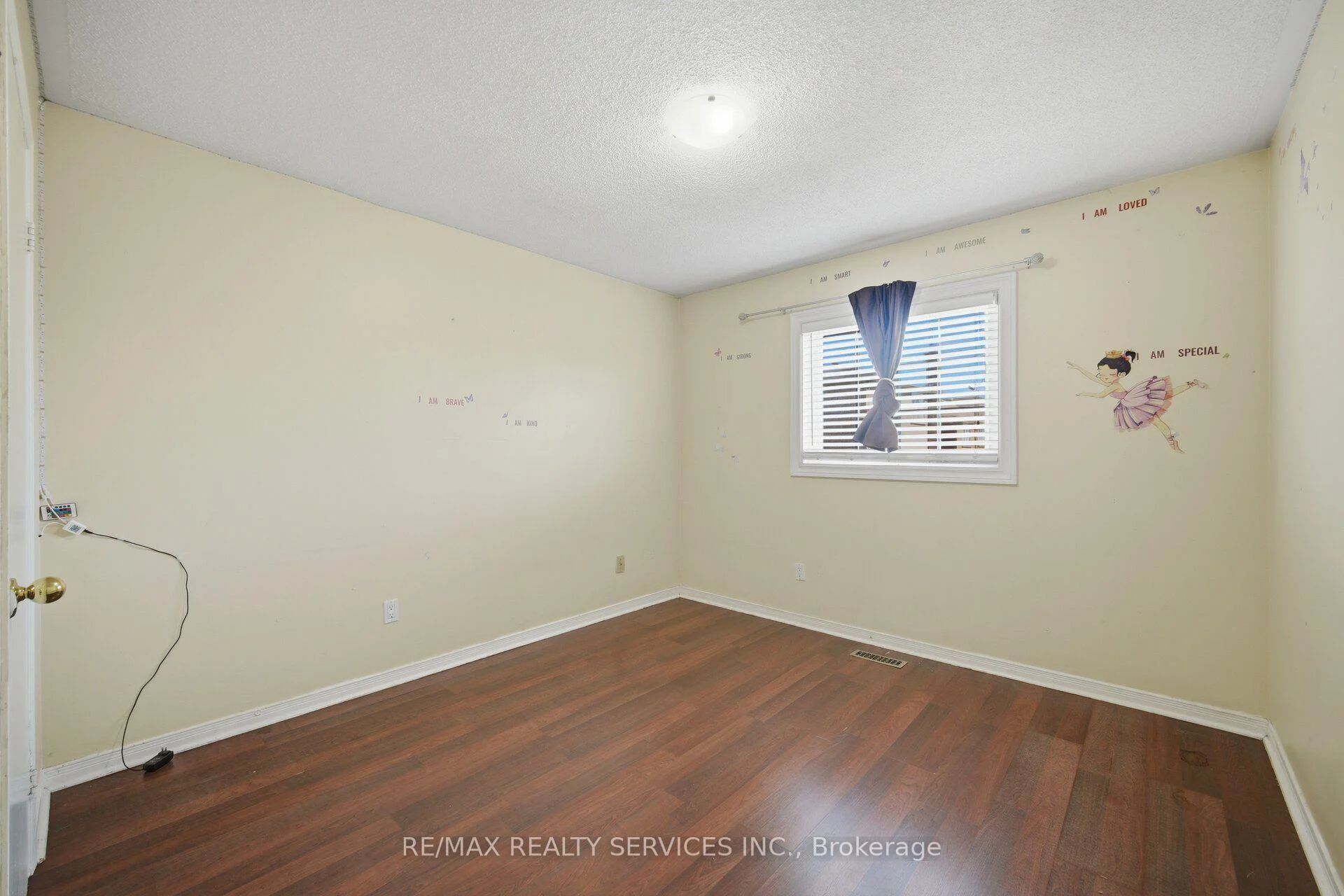 Photo 32 of 92 Tulip Drive, Brampton, Fletcher's Creek South — HOMEH