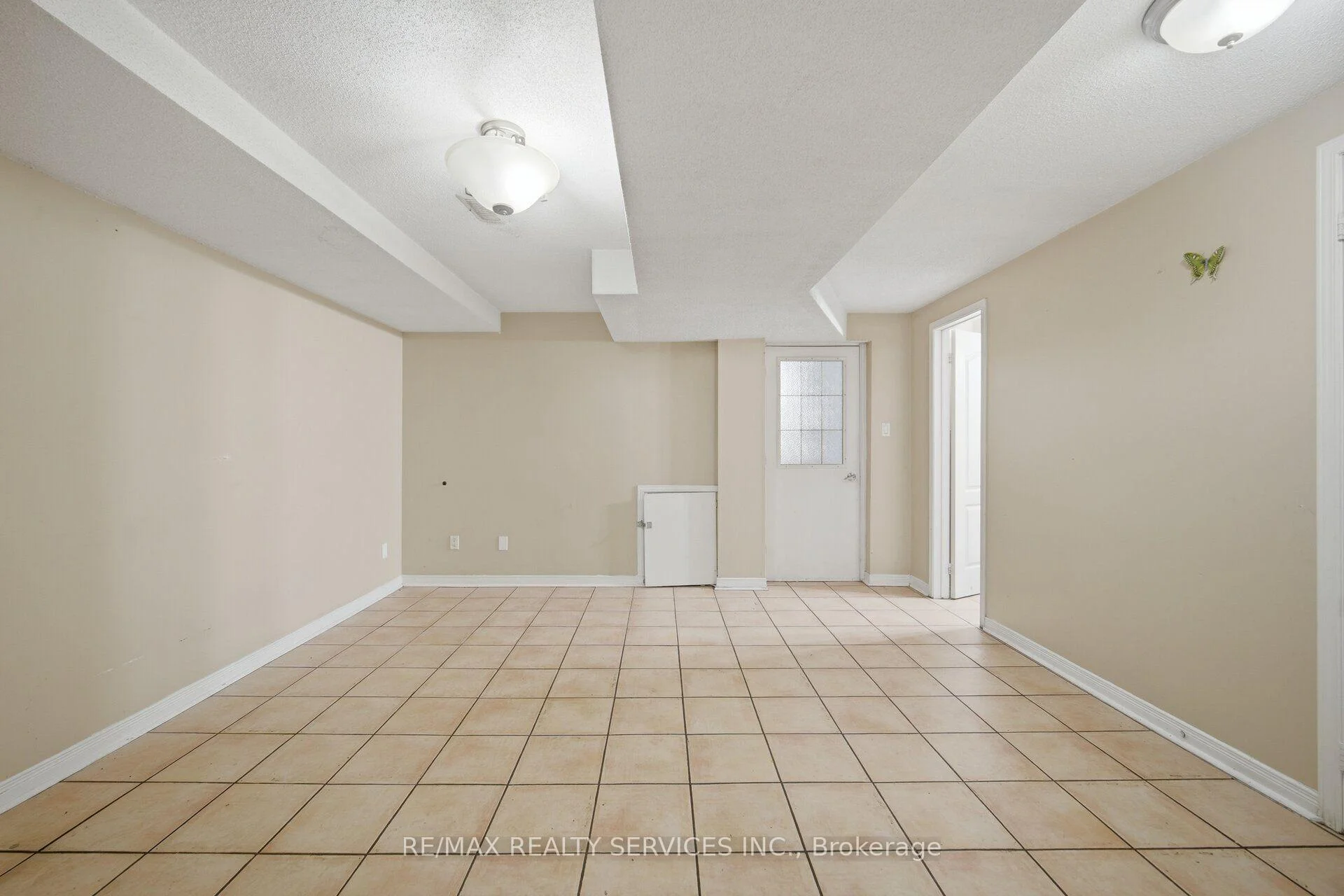 Photo 38 of 92 Tulip Drive, Brampton, Fletcher's Creek South — HOMEH
