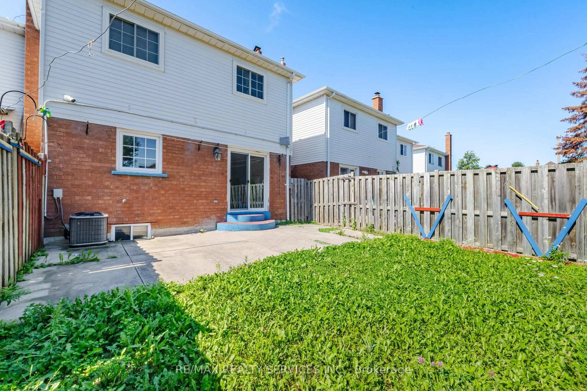 Photo 50 of 92 Tulip Drive, Brampton, Fletcher's Creek South — HOMEH