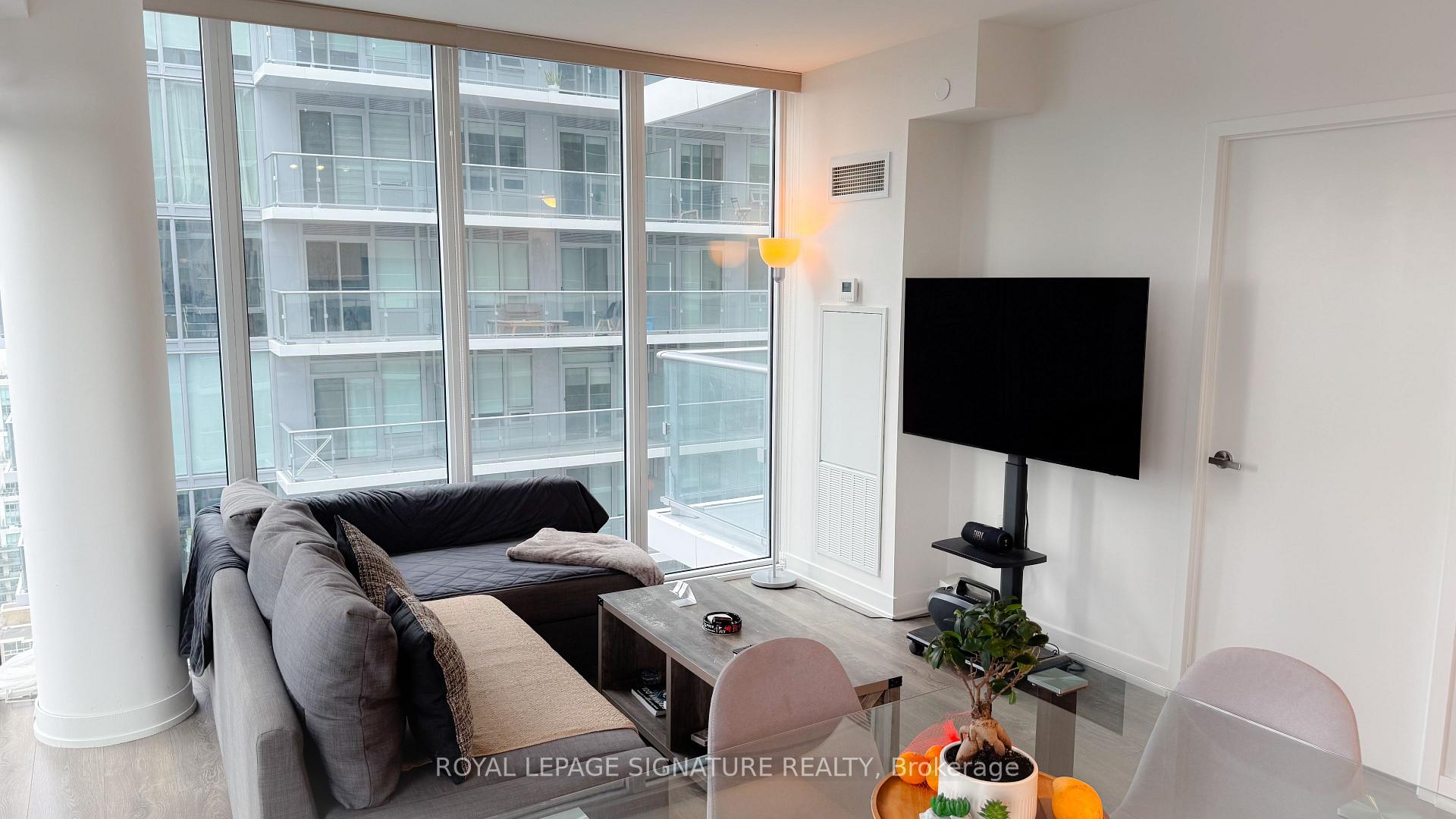 Photo of Unit 3004 Nt, 99 Broadway Avenue