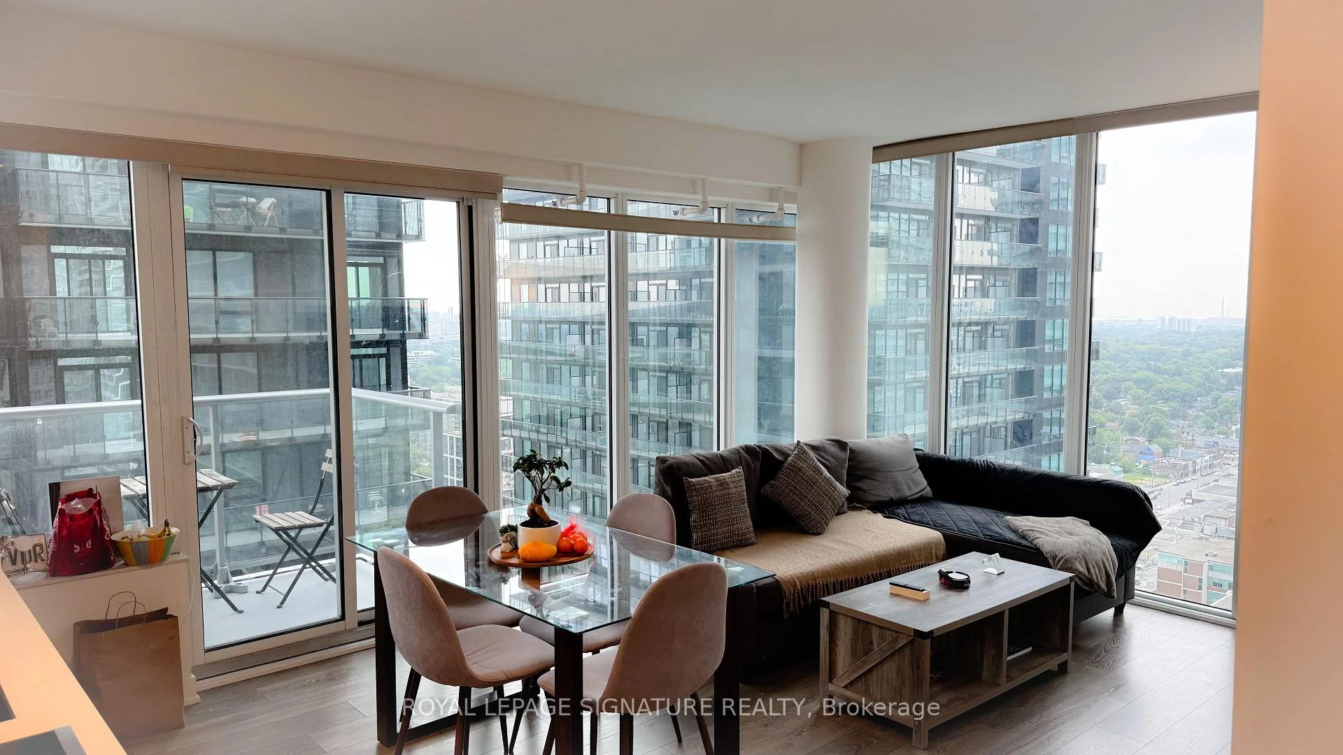 Photo 12 of Unit 3004 Nt, 99 Broadway Avenue, Toronto, Mount Pleasant West — HOMEH
