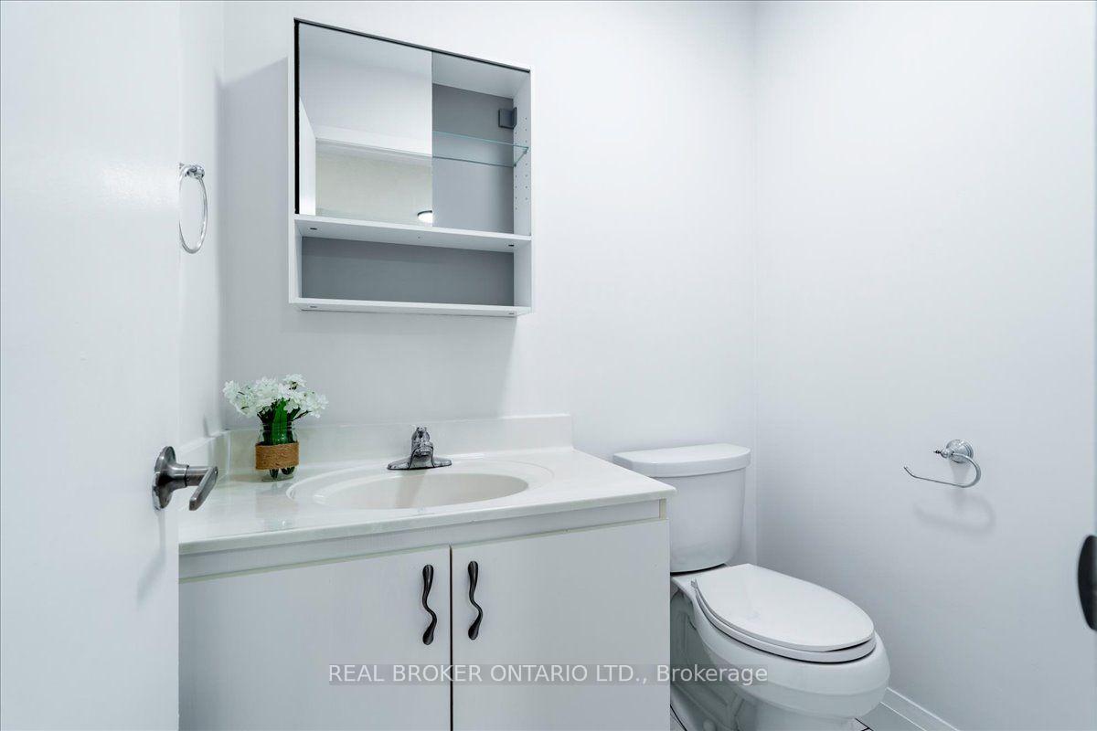 Photo 10 of 23 Haven Hill Square, Scarborough, Agincourt North — HOMEH