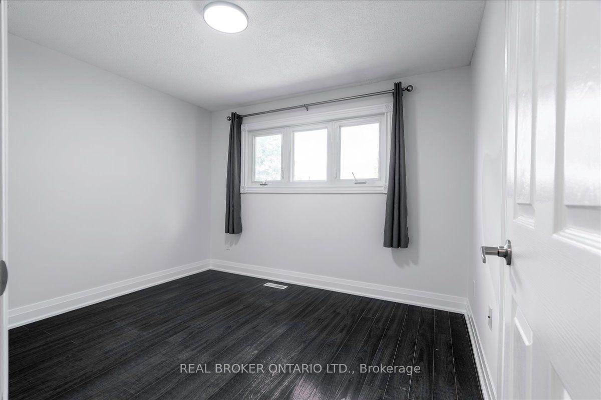 Photo 14 of 23 Haven Hill Square, Scarborough, Agincourt North — HOMEH