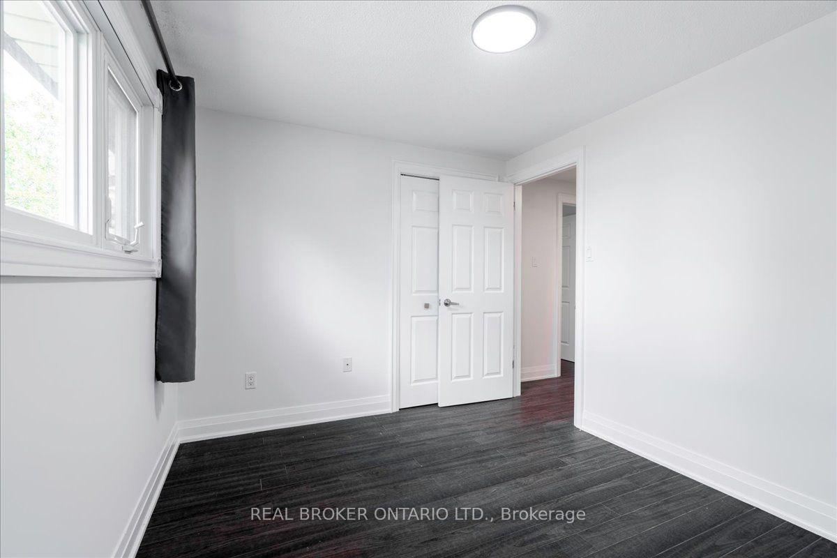 Photo 15 of 23 Haven Hill Square, Scarborough, Agincourt North — HOMEH
