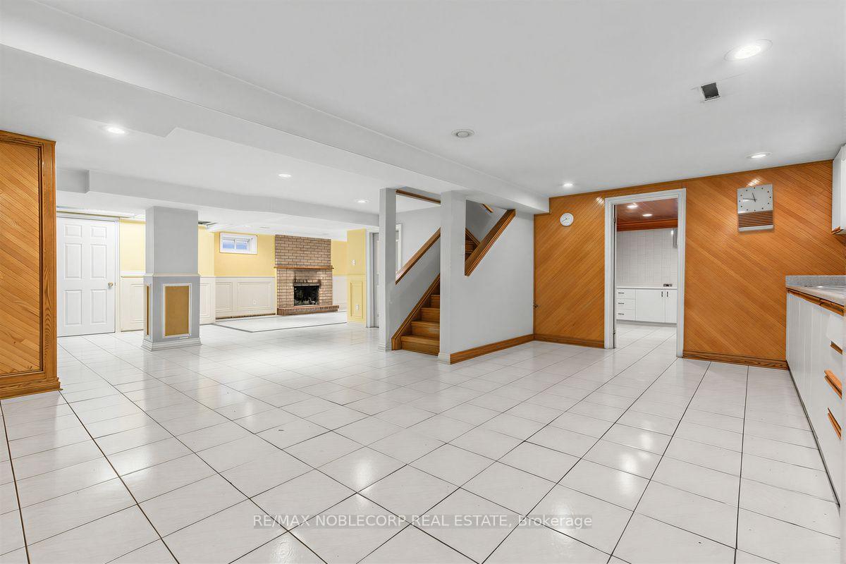 Photo 40 of 256 Airdrie Drive, Vaughan, East Woodbridge — HOMEH