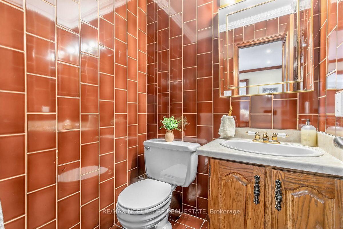 Photo 46 of 256 Airdrie Drive, Vaughan, East Woodbridge — HOMEH