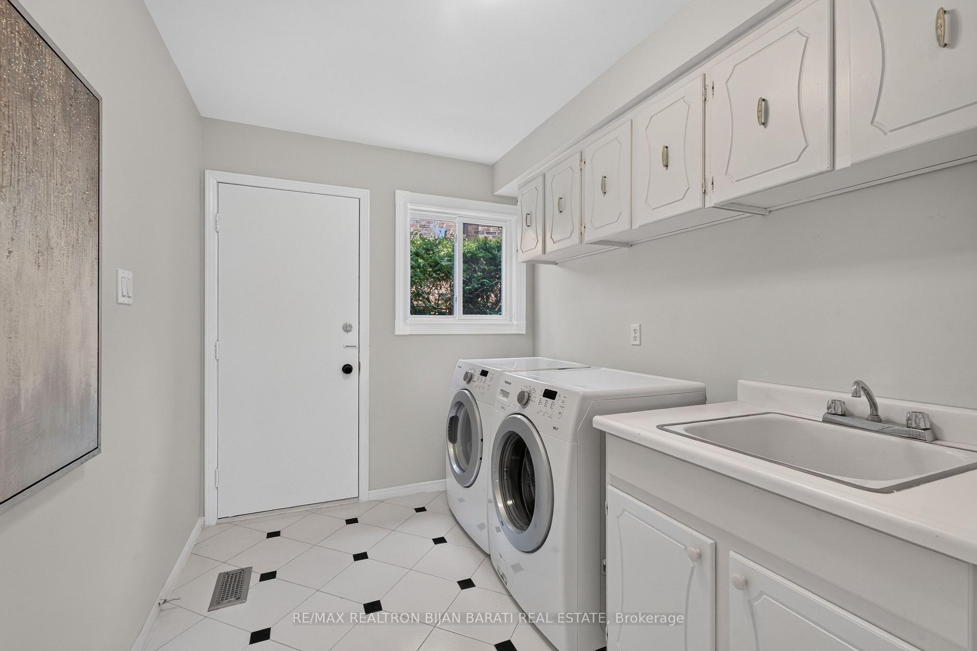 Photo 28 of 26 Saddletree Drive, North York, Bayview Woods-Steeles — HOMEH