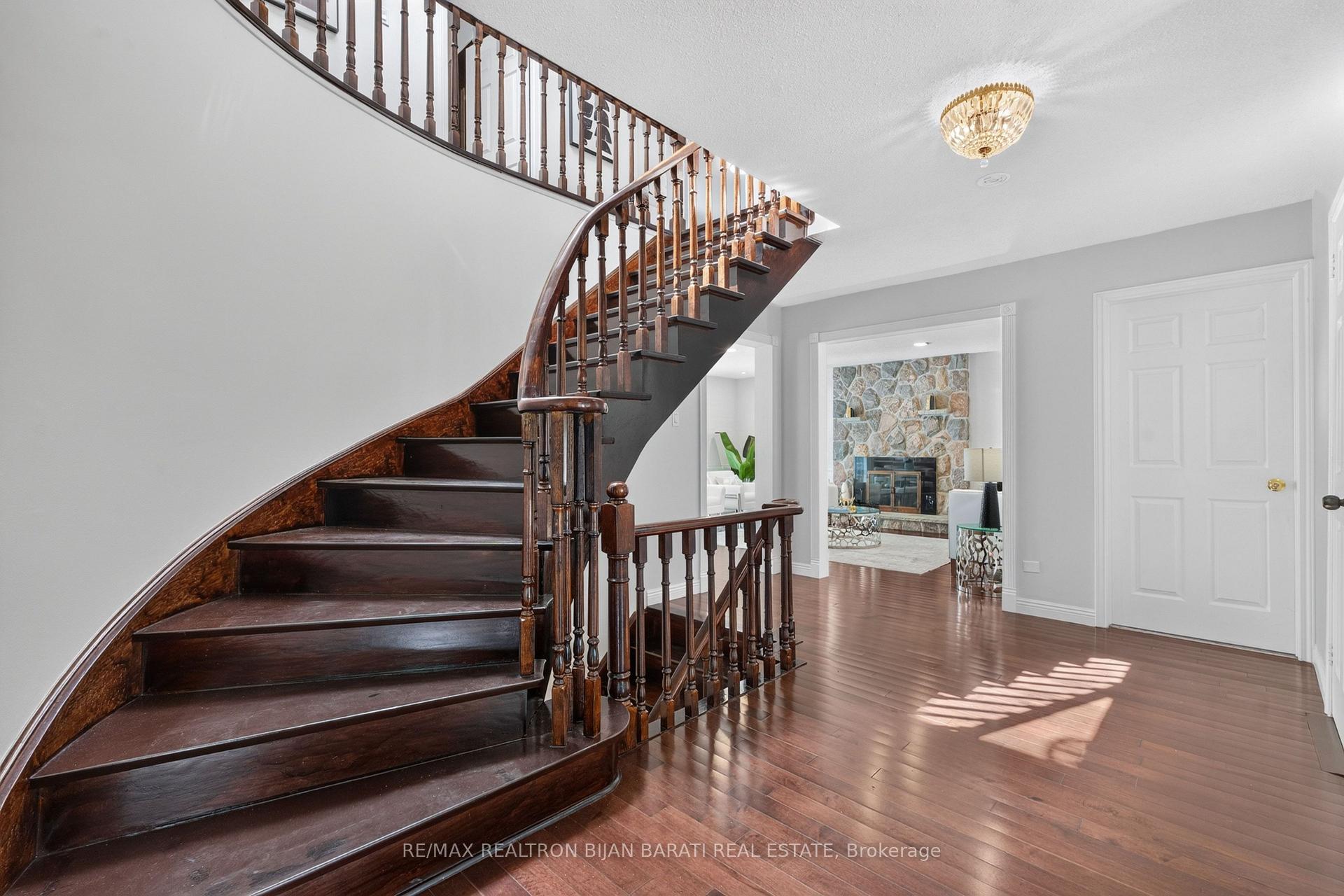 Photo 29 of 26 Saddletree Drive, North York, Bayview Woods-Steeles — HOMEH