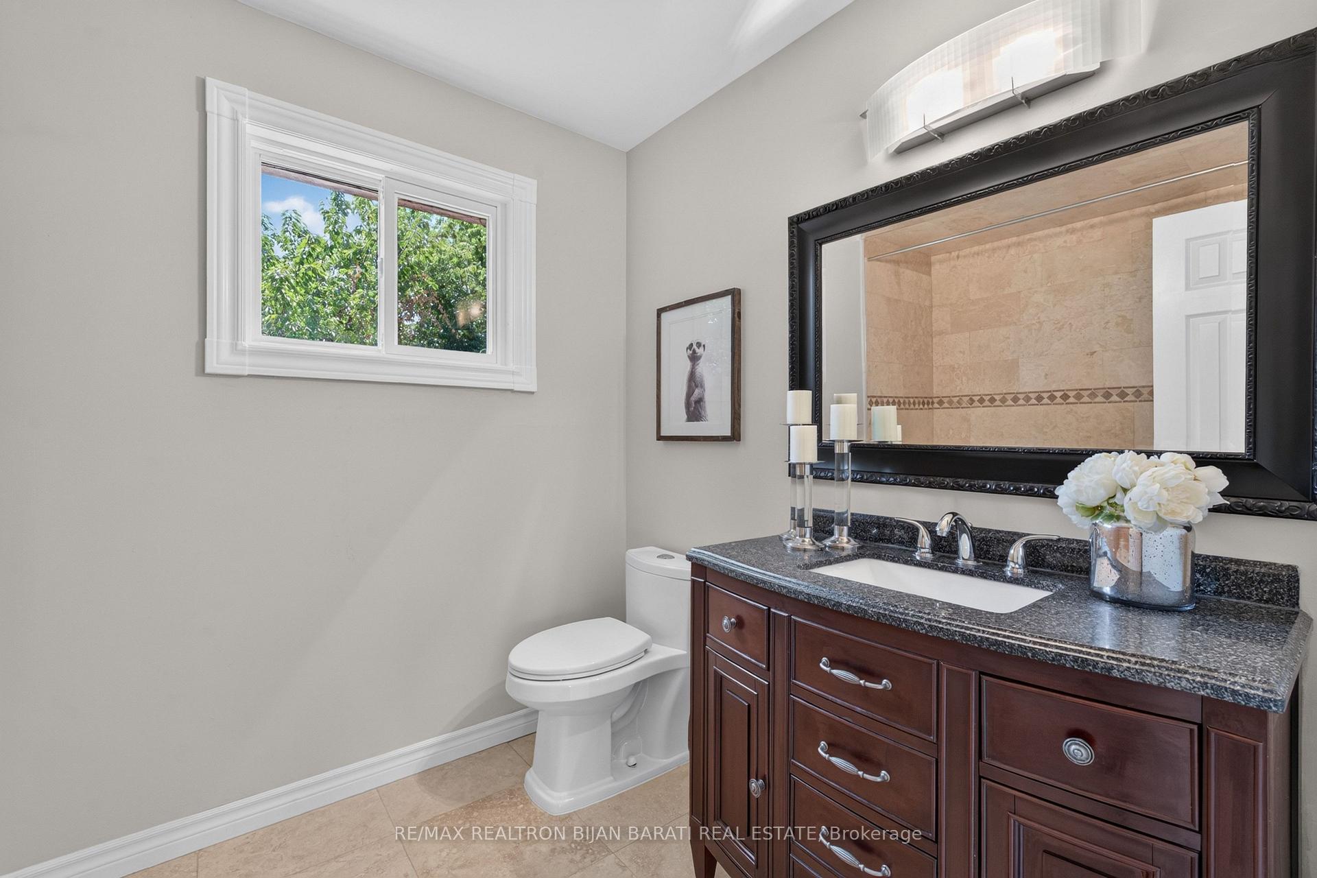 Photo 31 of 26 Saddletree Drive, North York, Bayview Woods-Steeles — HOMEH