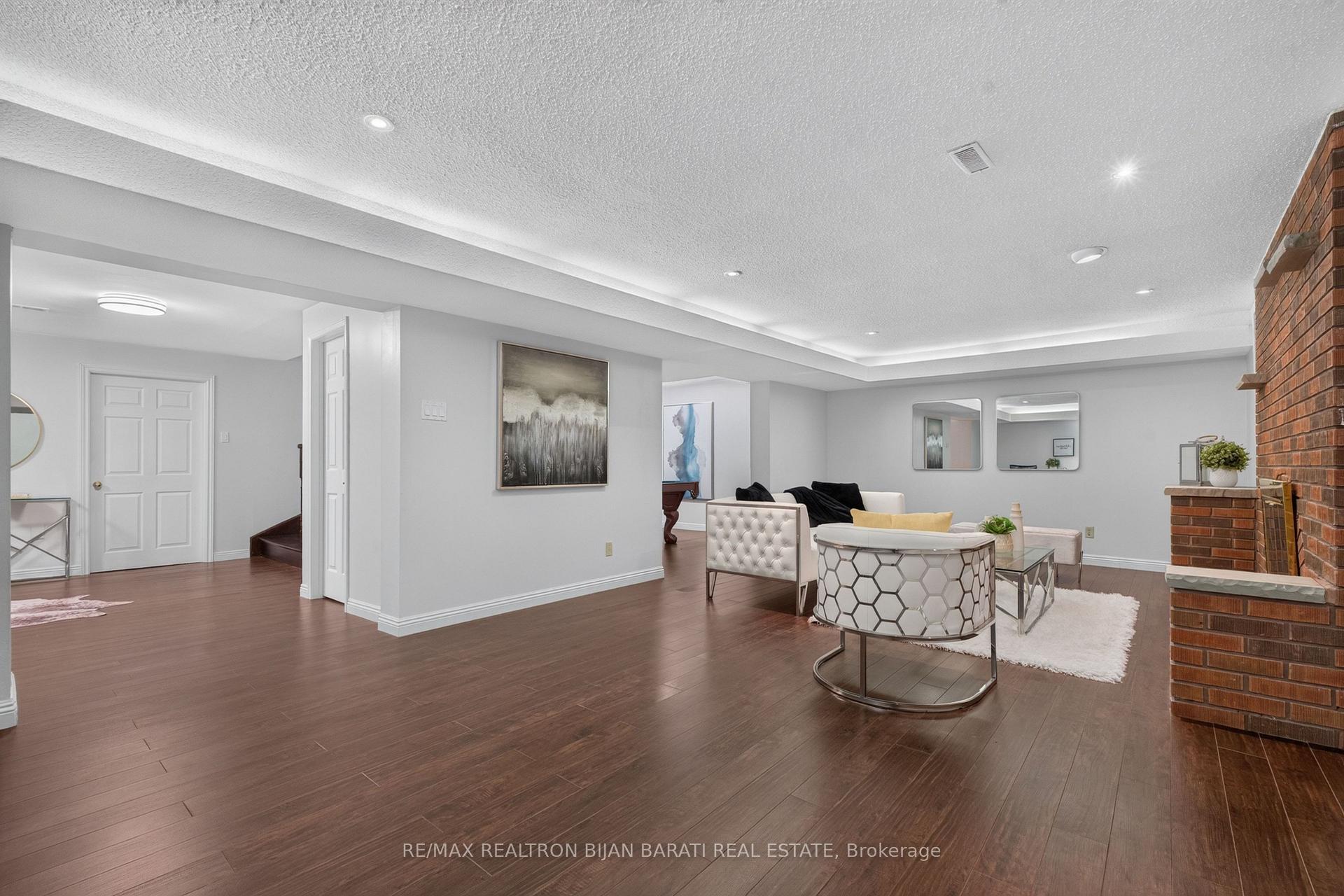 Photo 40 of 26 Saddletree Drive, North York, Bayview Woods-Steeles — HOMEH