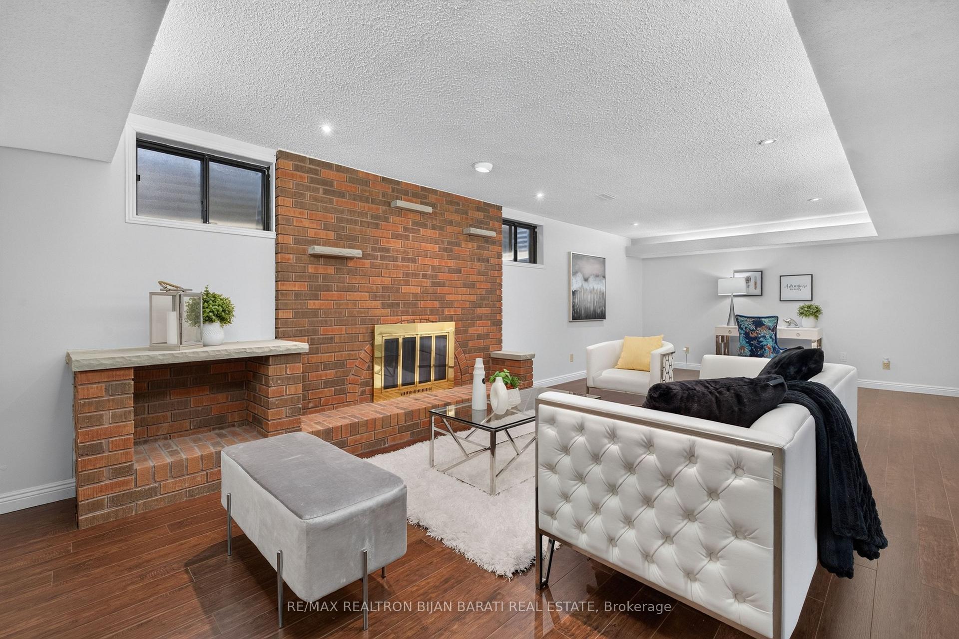 Photo 43 of 26 Saddletree Drive, North York, Bayview Woods-Steeles — HOMEH