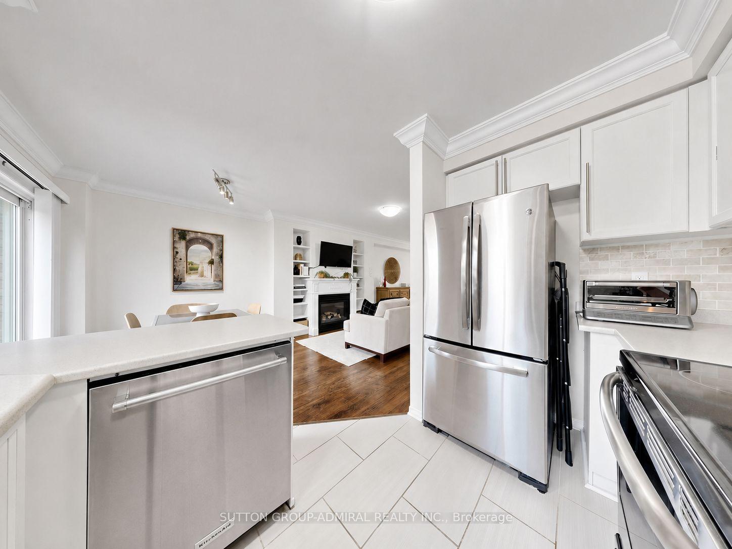 Photo 12 of 12 Elderbrook Crescent, Vaughan, Patterson — HOMEH