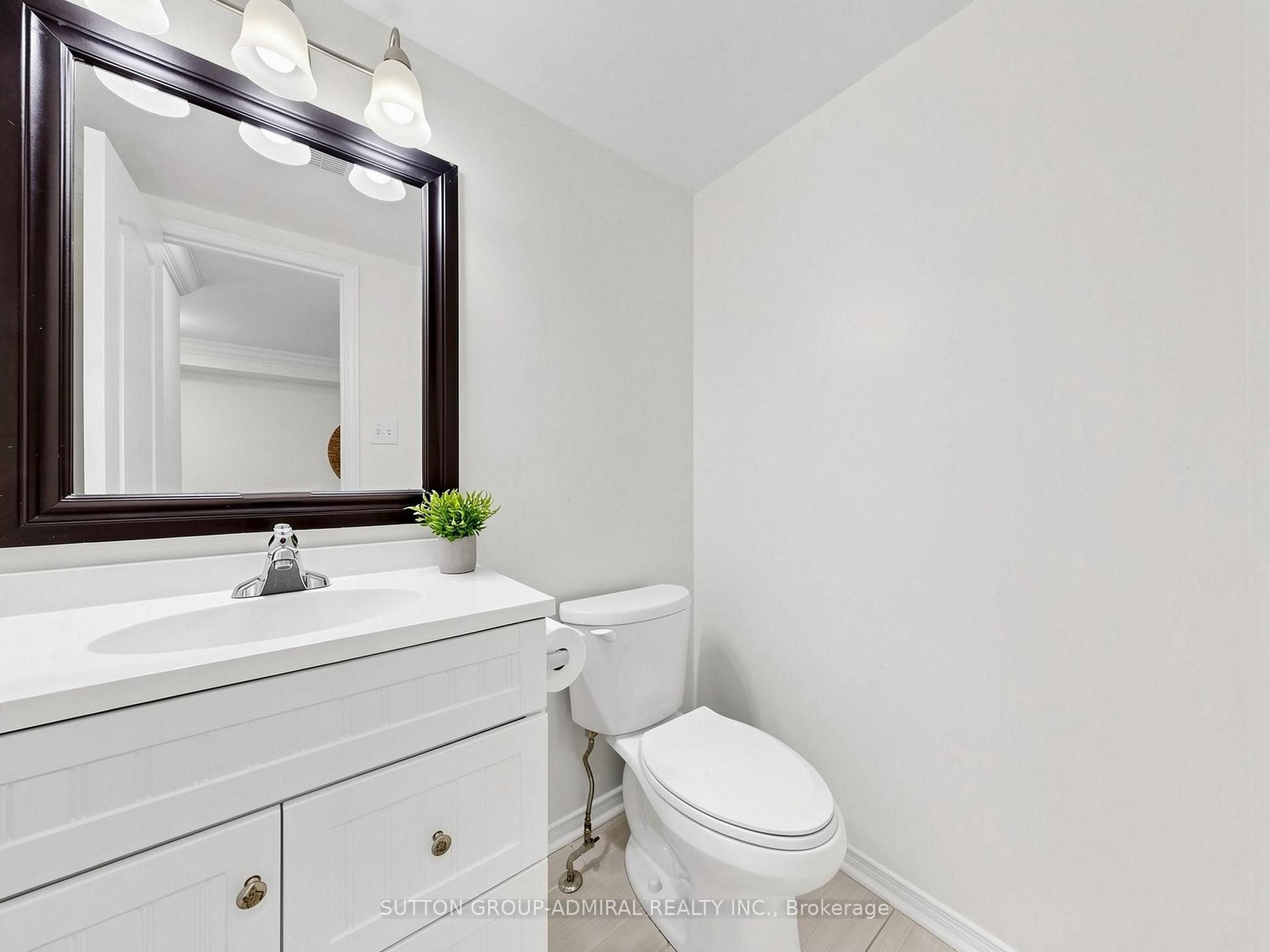 Photo 13 of 12 Elderbrook Crescent, Vaughan, Patterson — HOMEH