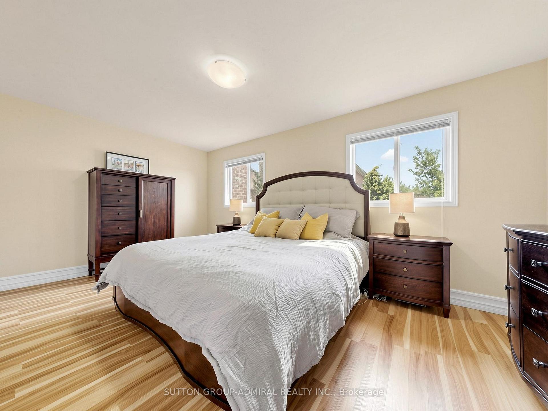 Photo 16 of 12 Elderbrook Crescent, Vaughan, Patterson — HOMEH