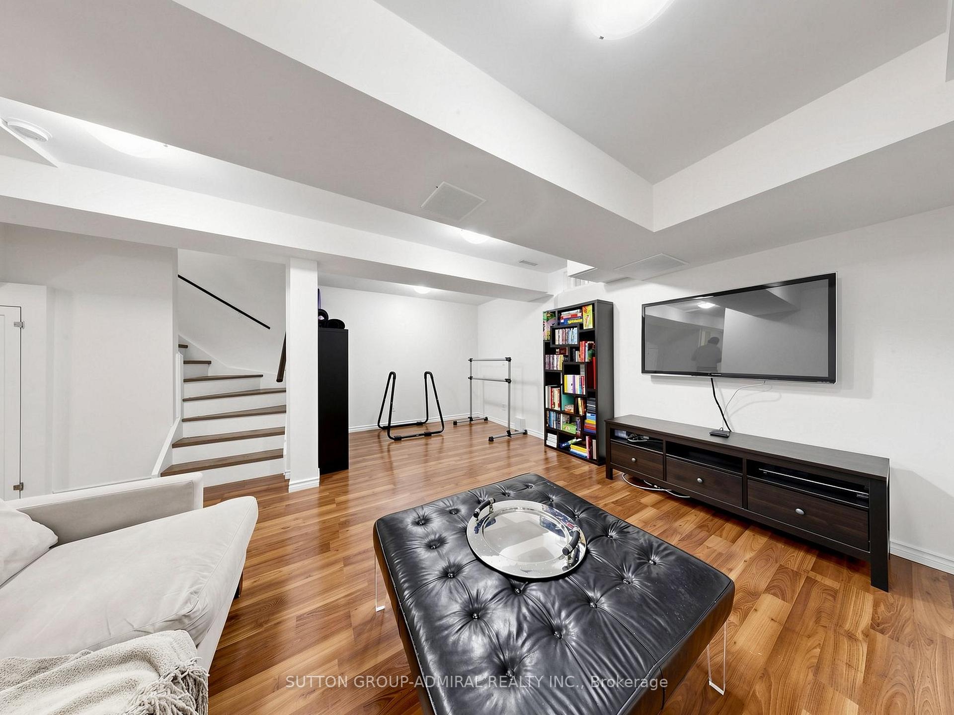 Photo 21 of 12 Elderbrook Crescent, Vaughan, Patterson — HOMEH