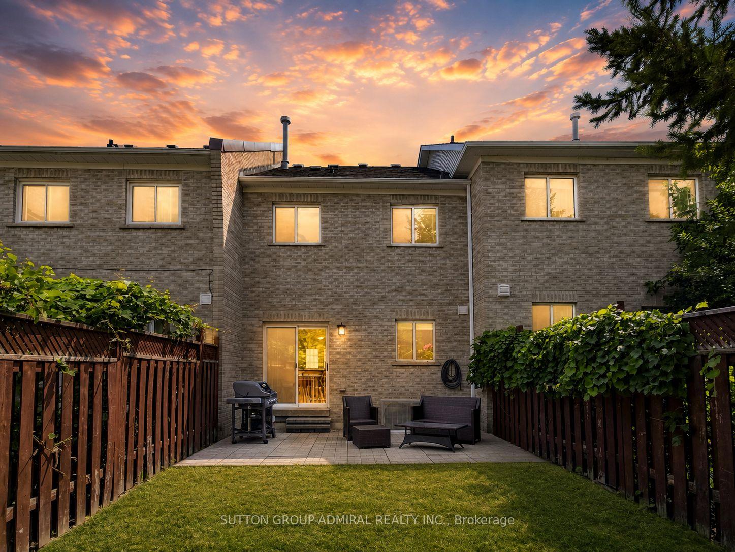 Photo 27 of 12 Elderbrook Crescent, Vaughan, Patterson — HOMEH