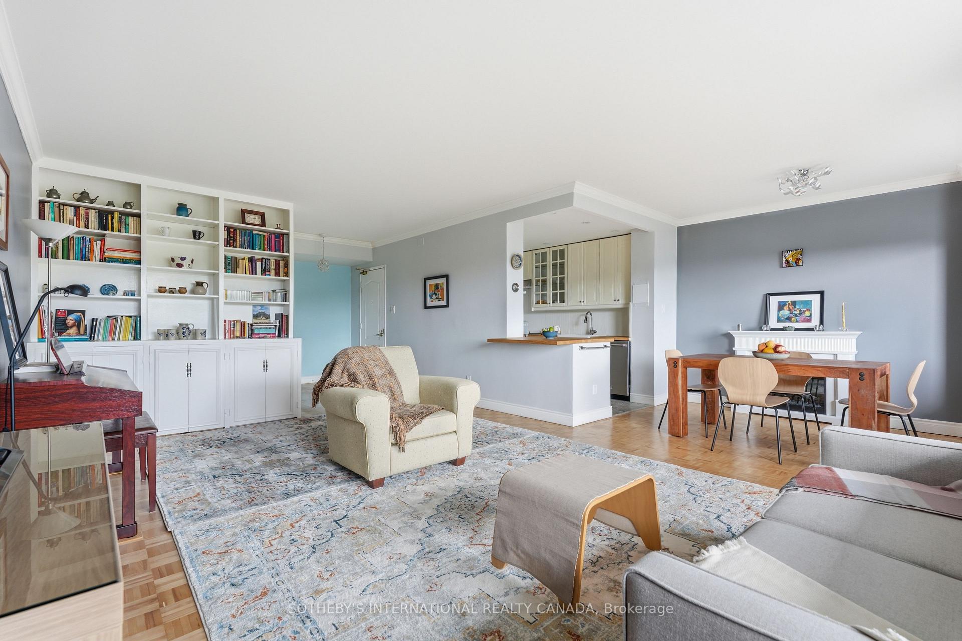 Photo 7 of Unit 947, 21 Dale Avenue, Toronto, Rosedale-Moore Park — HOMEH