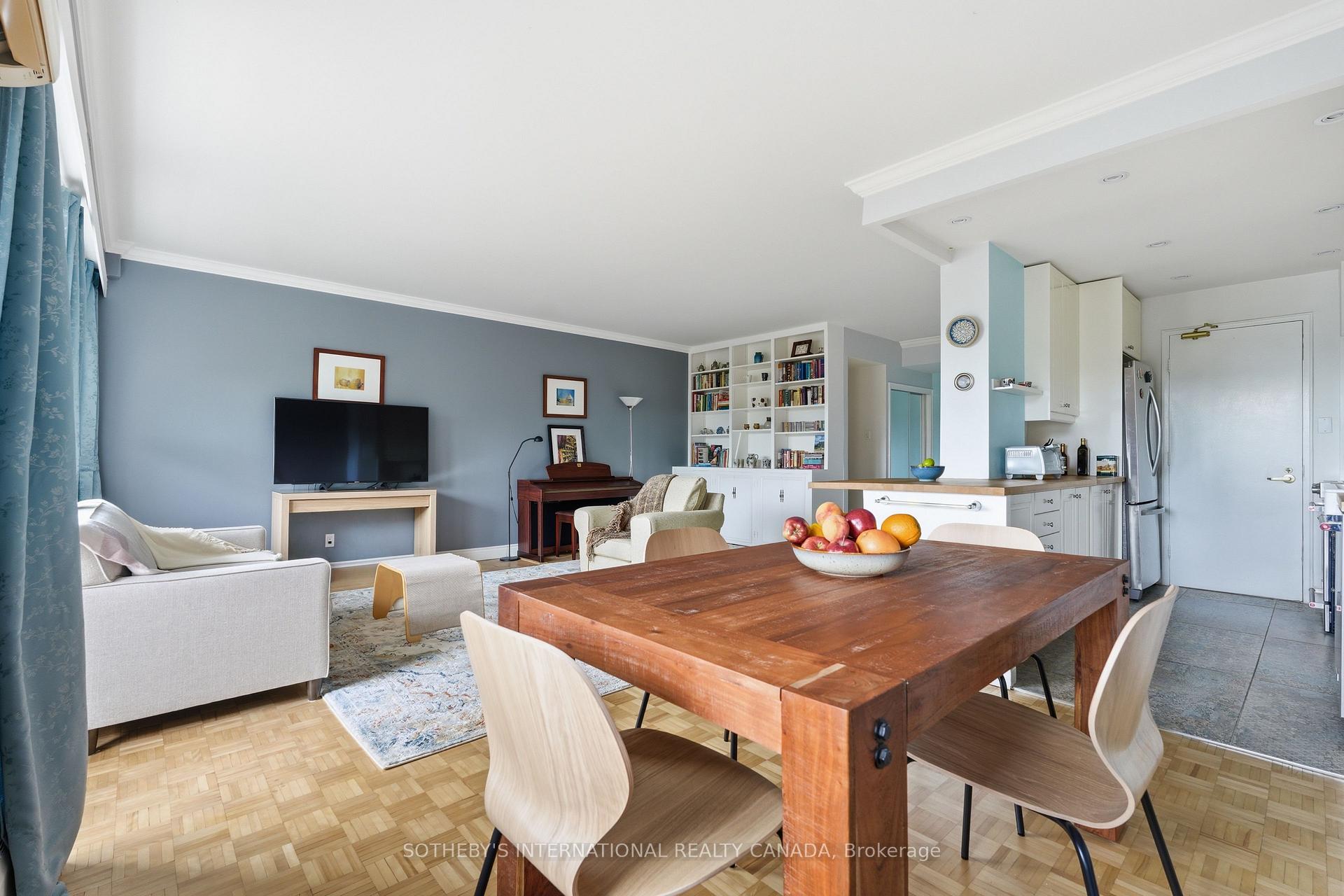 Photo 17 of Unit 947, 21 Dale Avenue, Toronto, Rosedale-Moore Park — HOMEH