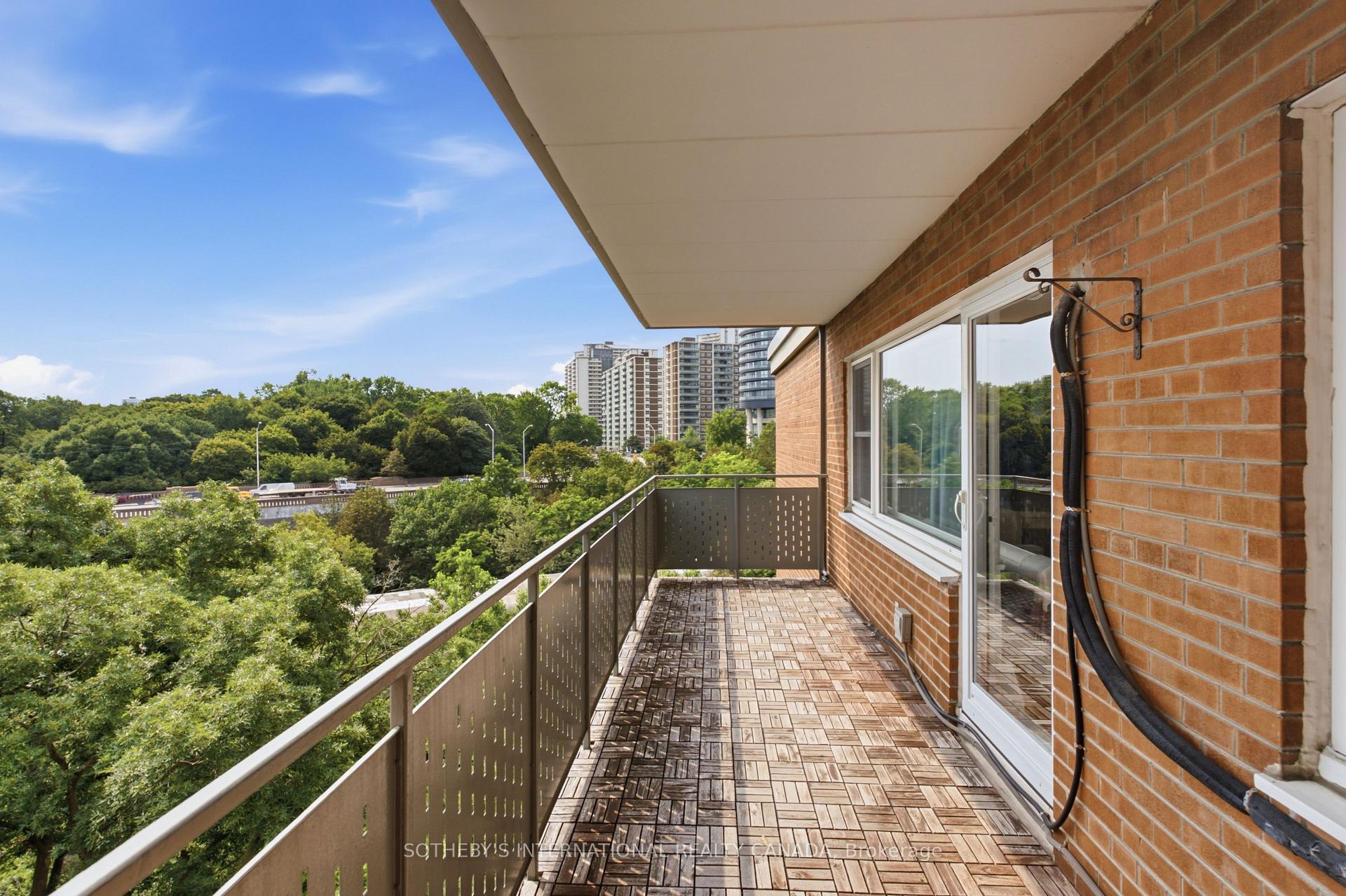 Photo 25 of Unit 947, 21 Dale Avenue, Toronto, Rosedale-Moore Park — HOMEH