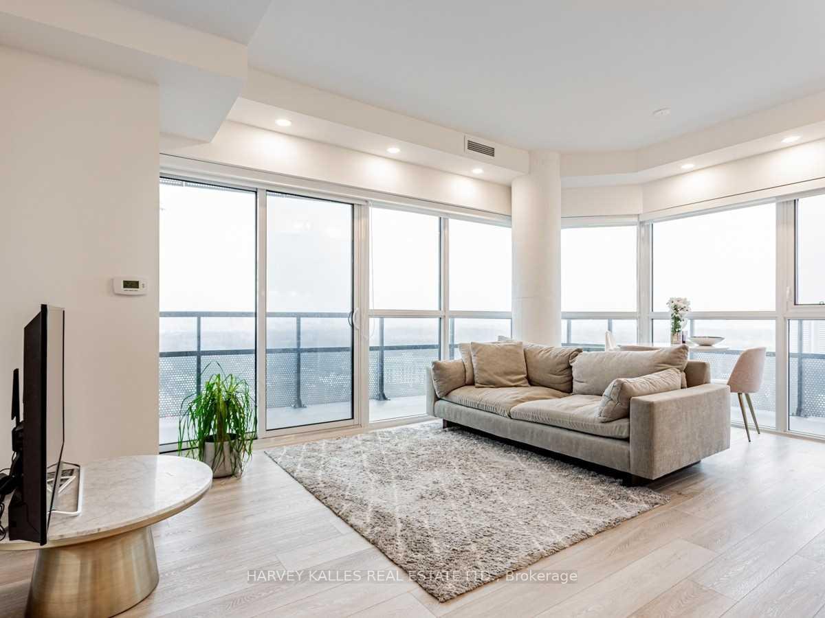 Photo 6 of Unit 1602, 11 Lillian Street, Toronto, Mount Pleasant West — HOMEH