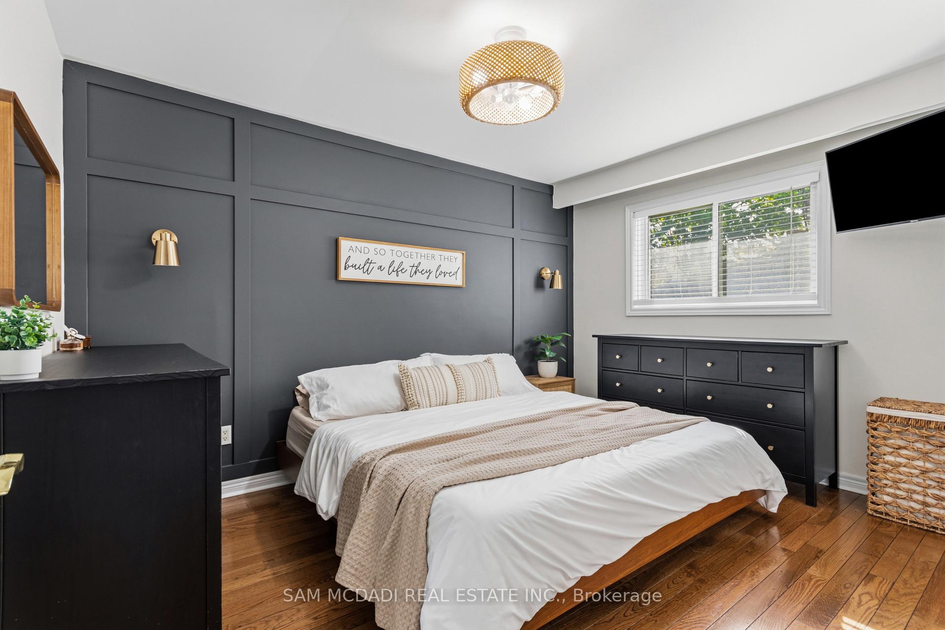 Photo 16 of 32 Milverton Close, Hamilton, Waterdown — HOMEH