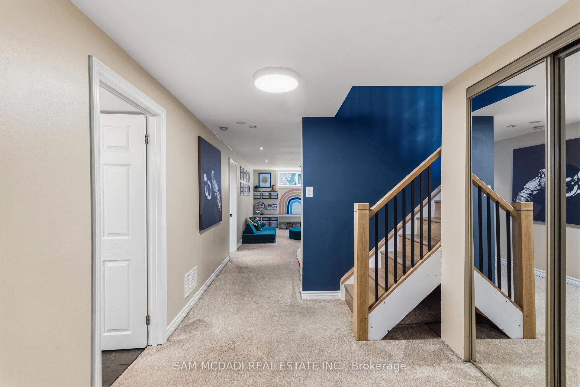 Photo 27 of 32 Milverton Close, Hamilton, Waterdown — HOMEH