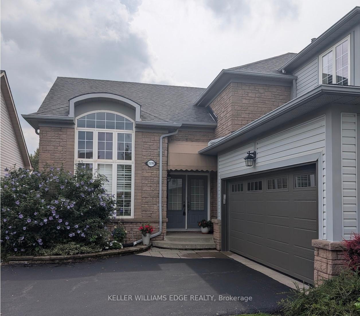 Photo 3 of Unit 13, 2278 Turnberry Road, Burlington, Rose — HOMEH