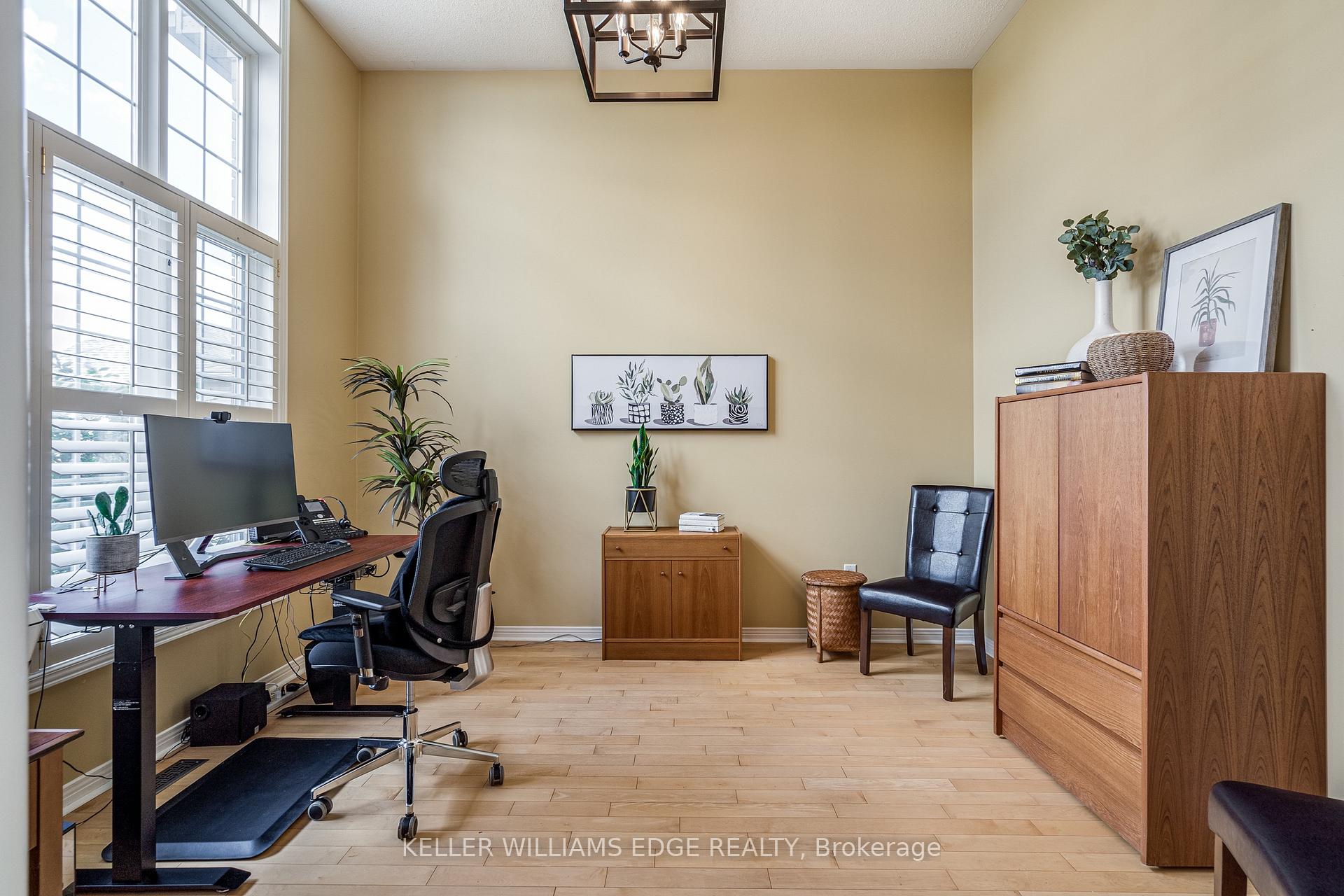 Photo 6 of Unit 13, 2278 Turnberry Road, Burlington, Rose — HOMEH