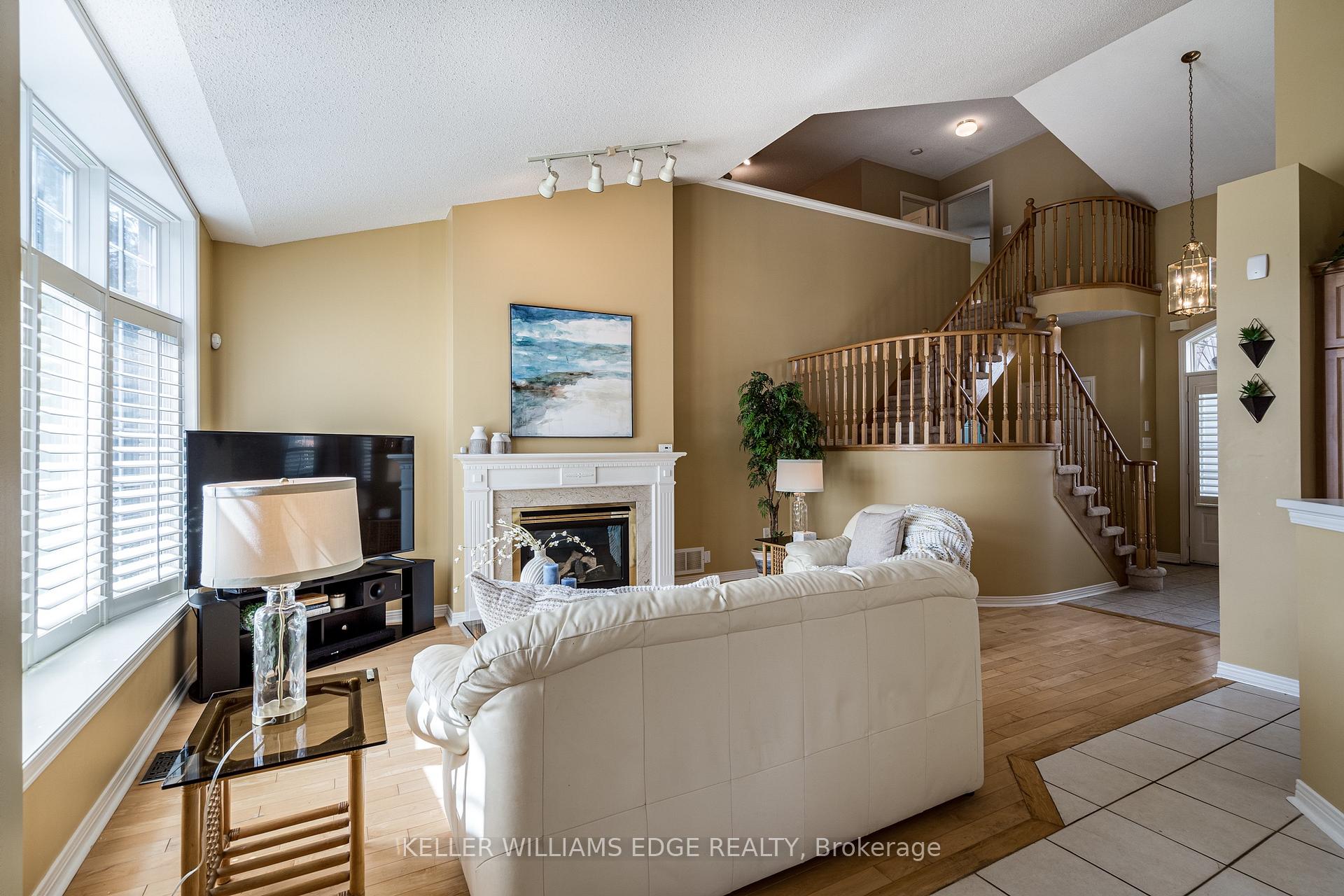 Photo 14 of Unit 13, 2278 Turnberry Road, Burlington, Rose — HOMEH