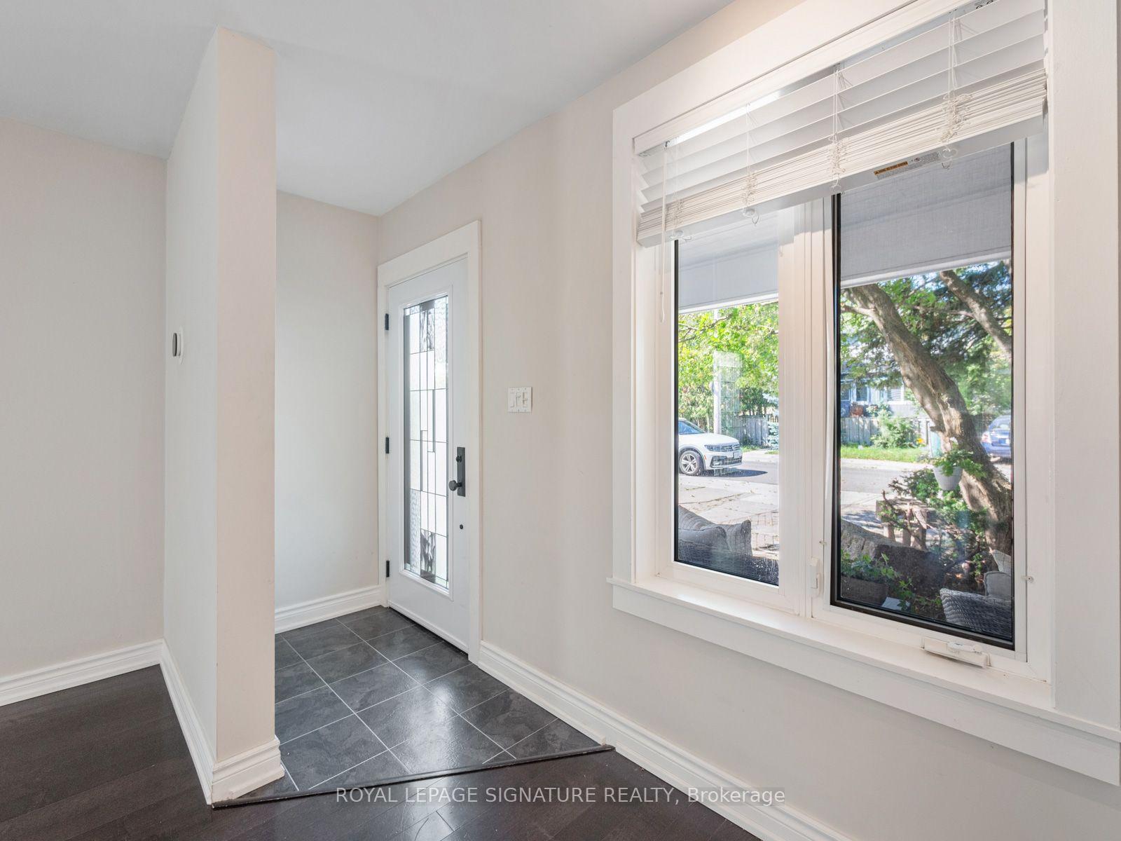 Photo 3 of 111 Pickering Street, Toronto, East End-Danforth — HOMEH