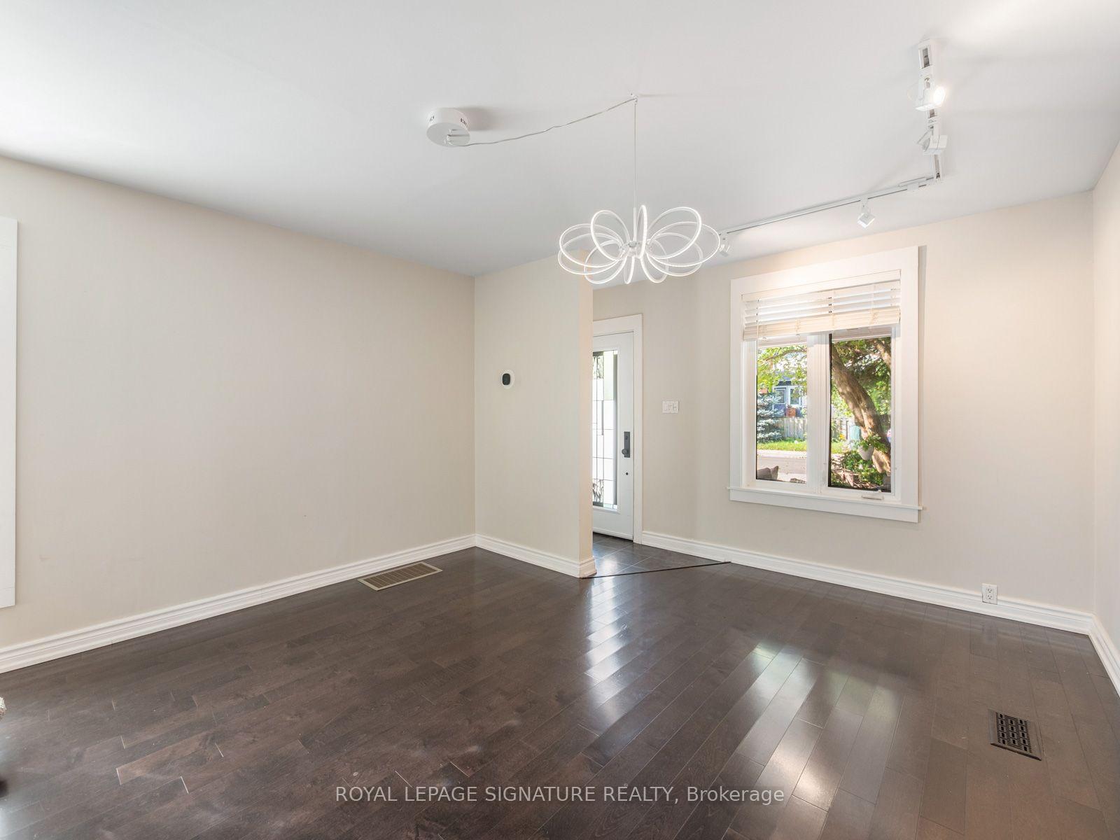Photo 6 of 111 Pickering Street, Toronto, East End-Danforth — HOMEH
