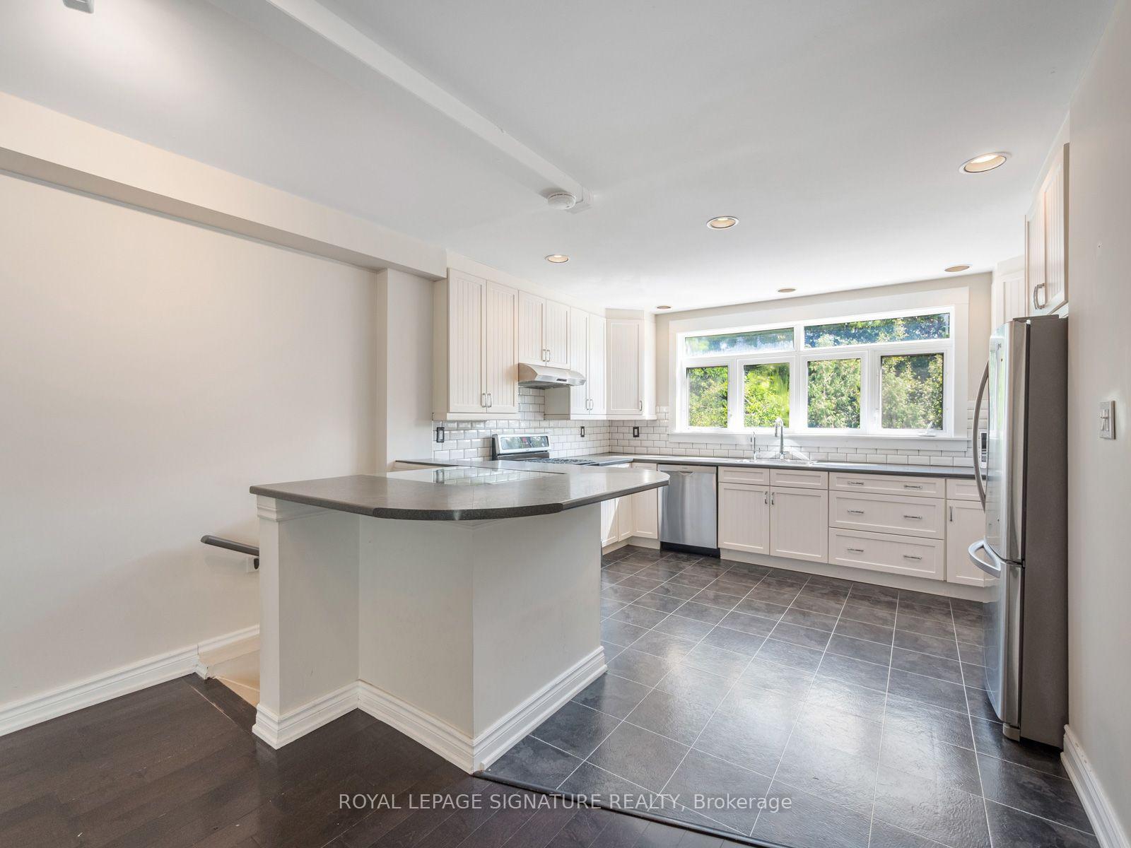 Photo 9 of 111 Pickering Street, Toronto, East End-Danforth — HOMEH