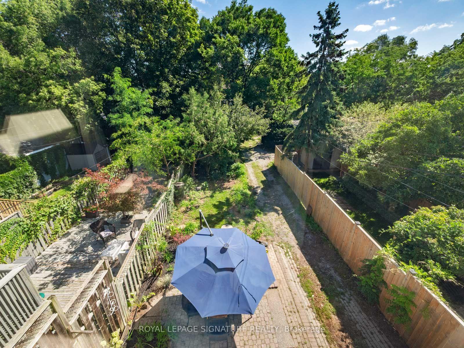 Photo 23 of 111 Pickering Street, Toronto, East End-Danforth — HOMEH