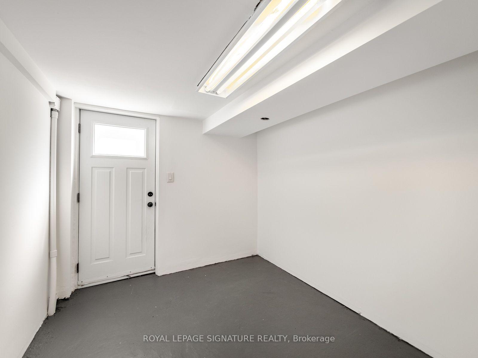 Photo 24 of 111 Pickering Street, Toronto, East End-Danforth — HOMEH