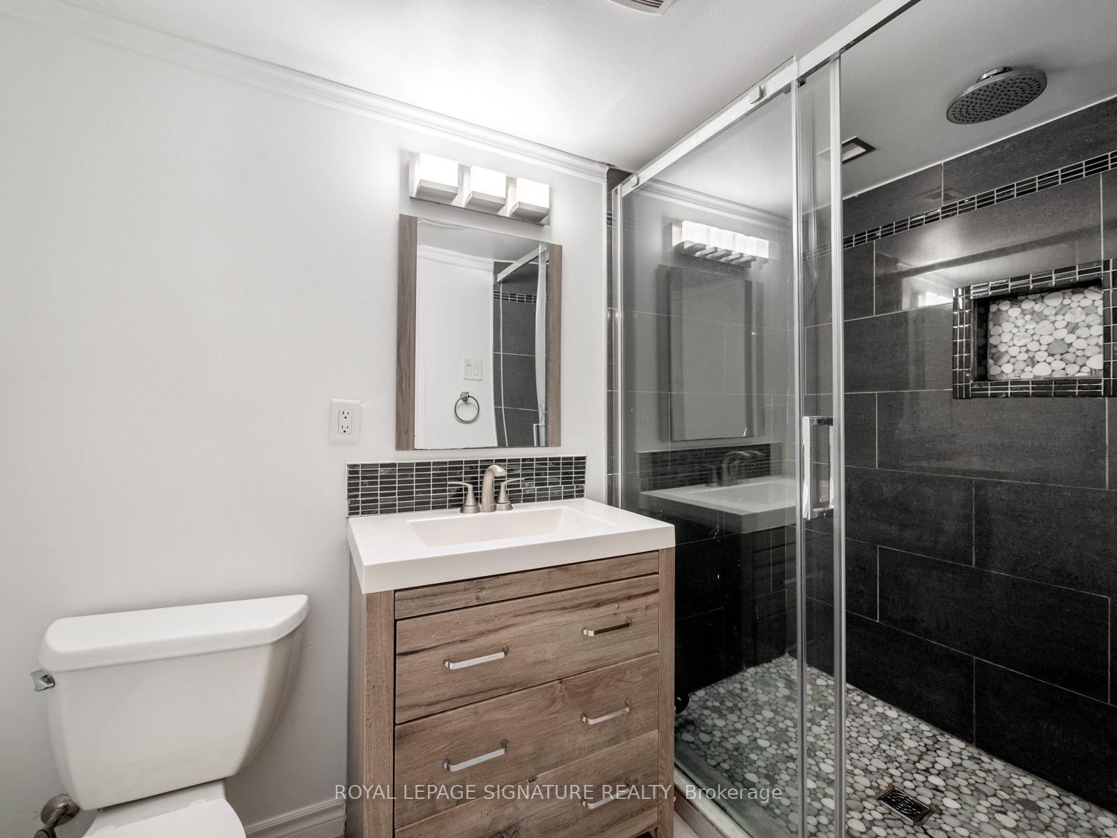 Photo 25 of 111 Pickering Street, Toronto, East End-Danforth — HOMEH