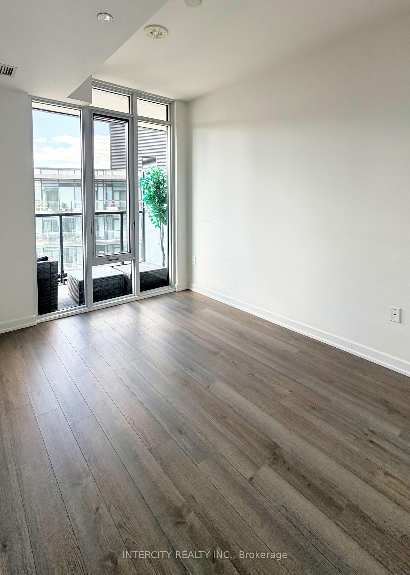 Photo 5 of Unit 1910, 48 Power Street, Toronto, Moss Park — HOMEH