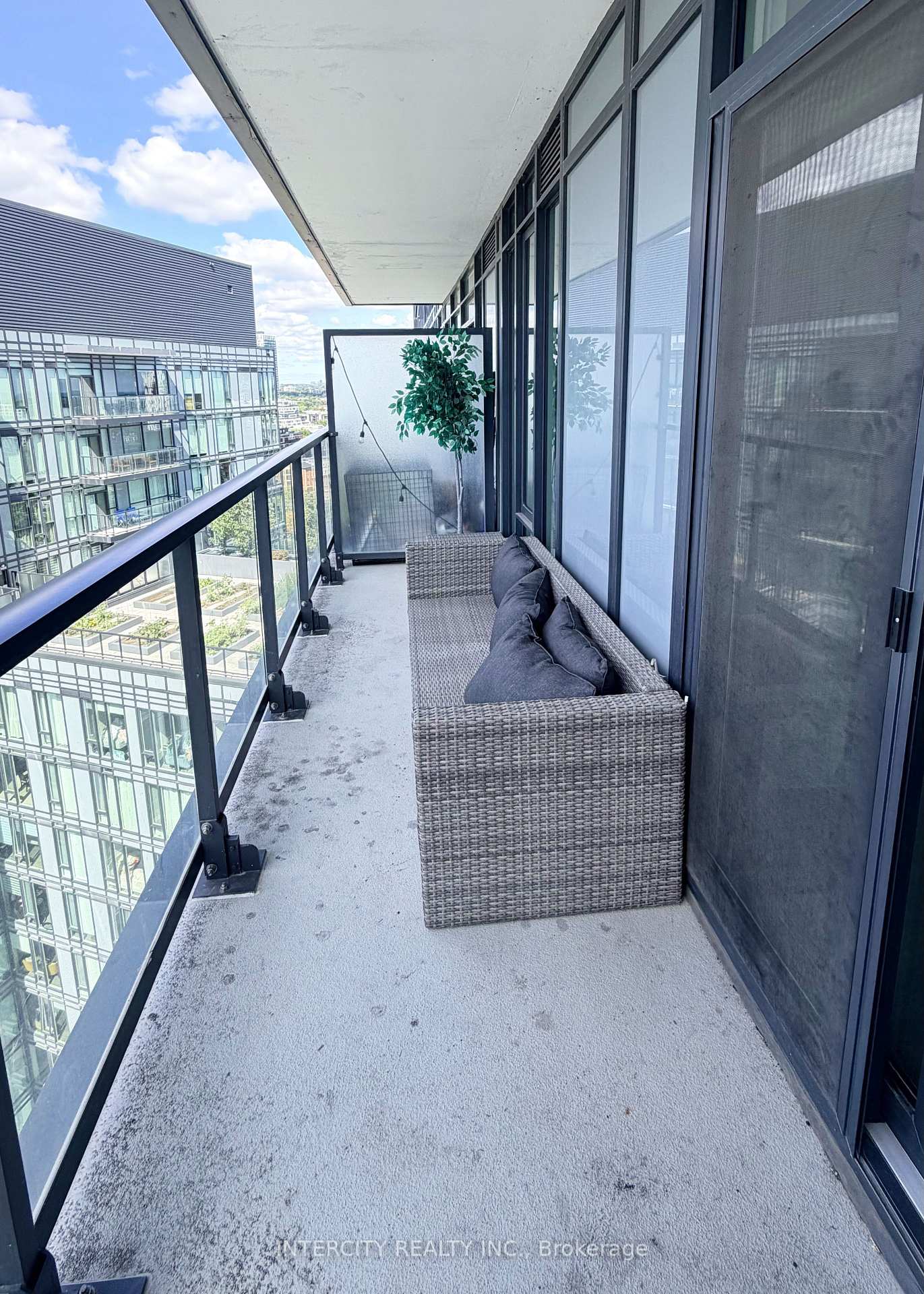 Photo 11 of Unit 1910, 48 Power Street, Toronto, Moss Park — HOMEH