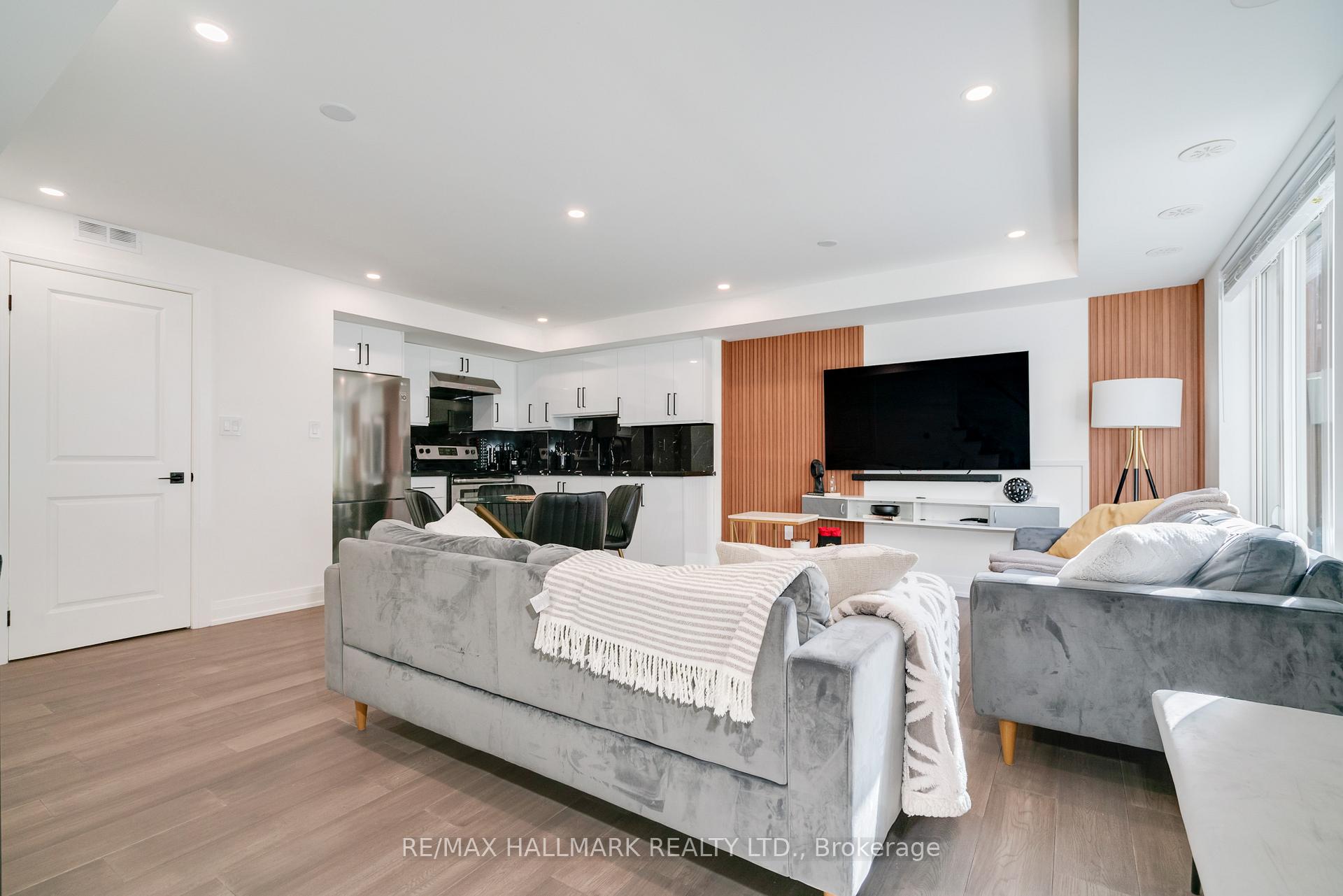 Photo 4 of Unit 129, 11 Foundry Avenue, Toronto, Dovercourt-Wallace Emerson-Junction — HOMEH
